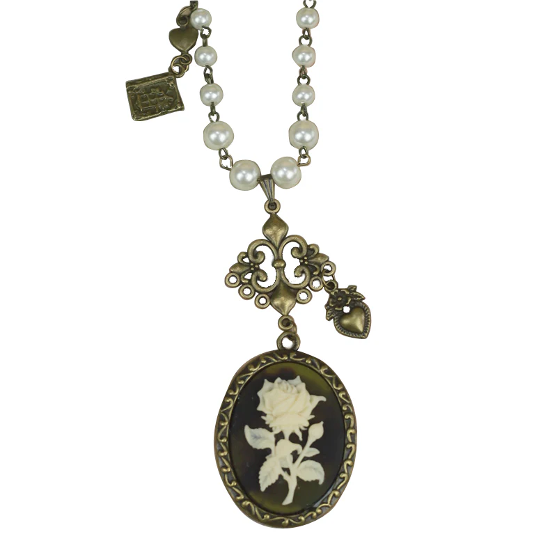 British Style Cameo Lolita Necklace - Image 3