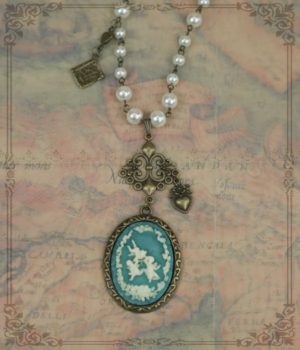 British Style Cameo Lolita Necklace - Image 4