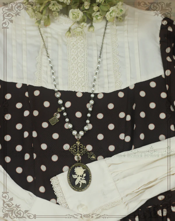 British Style Cameo Lolita Necklace - Image 7