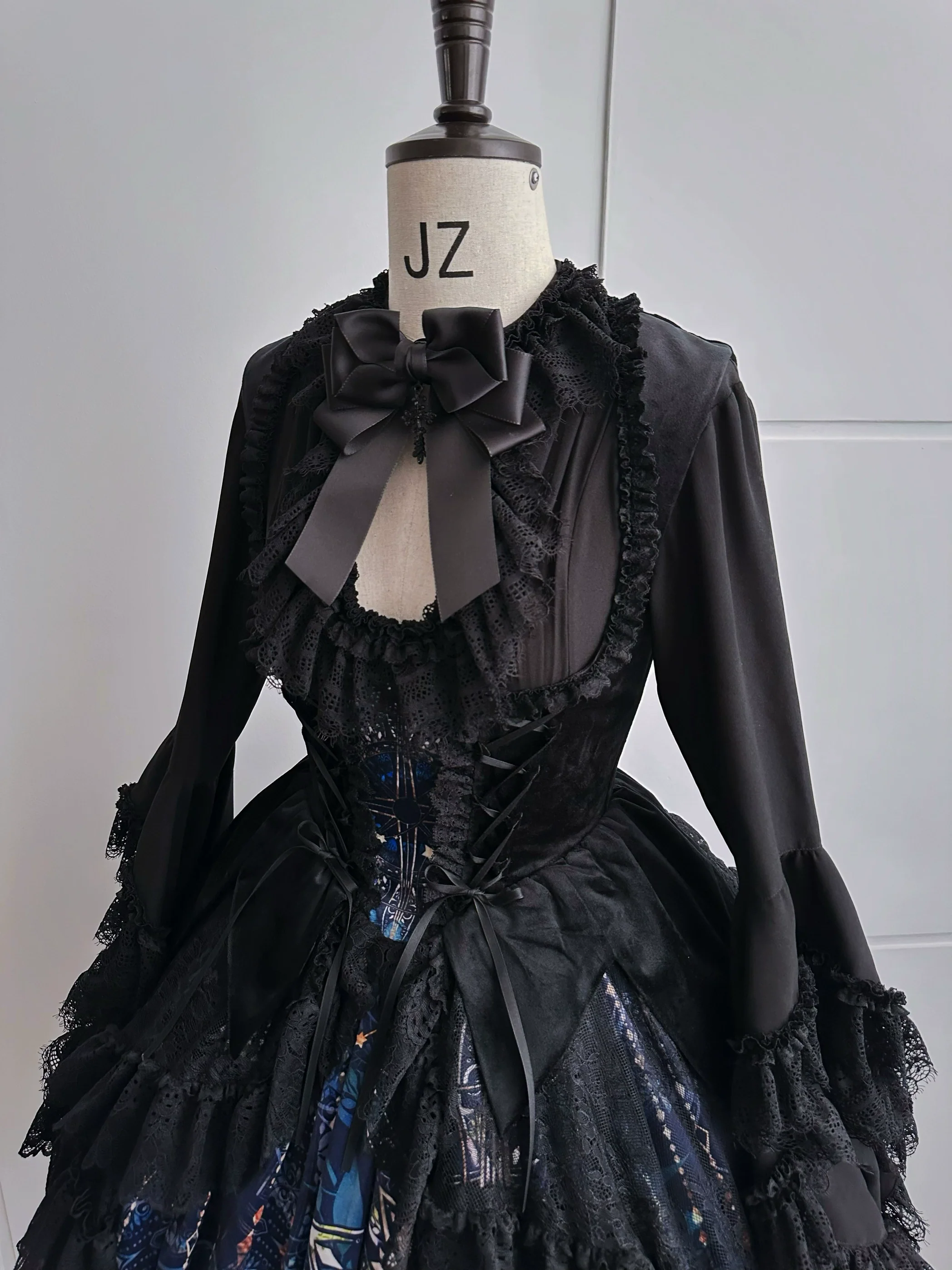SUSIN - Night Traveler - Classic and Elegant Gothic Dress with Colorful Window Prints - Image 14
