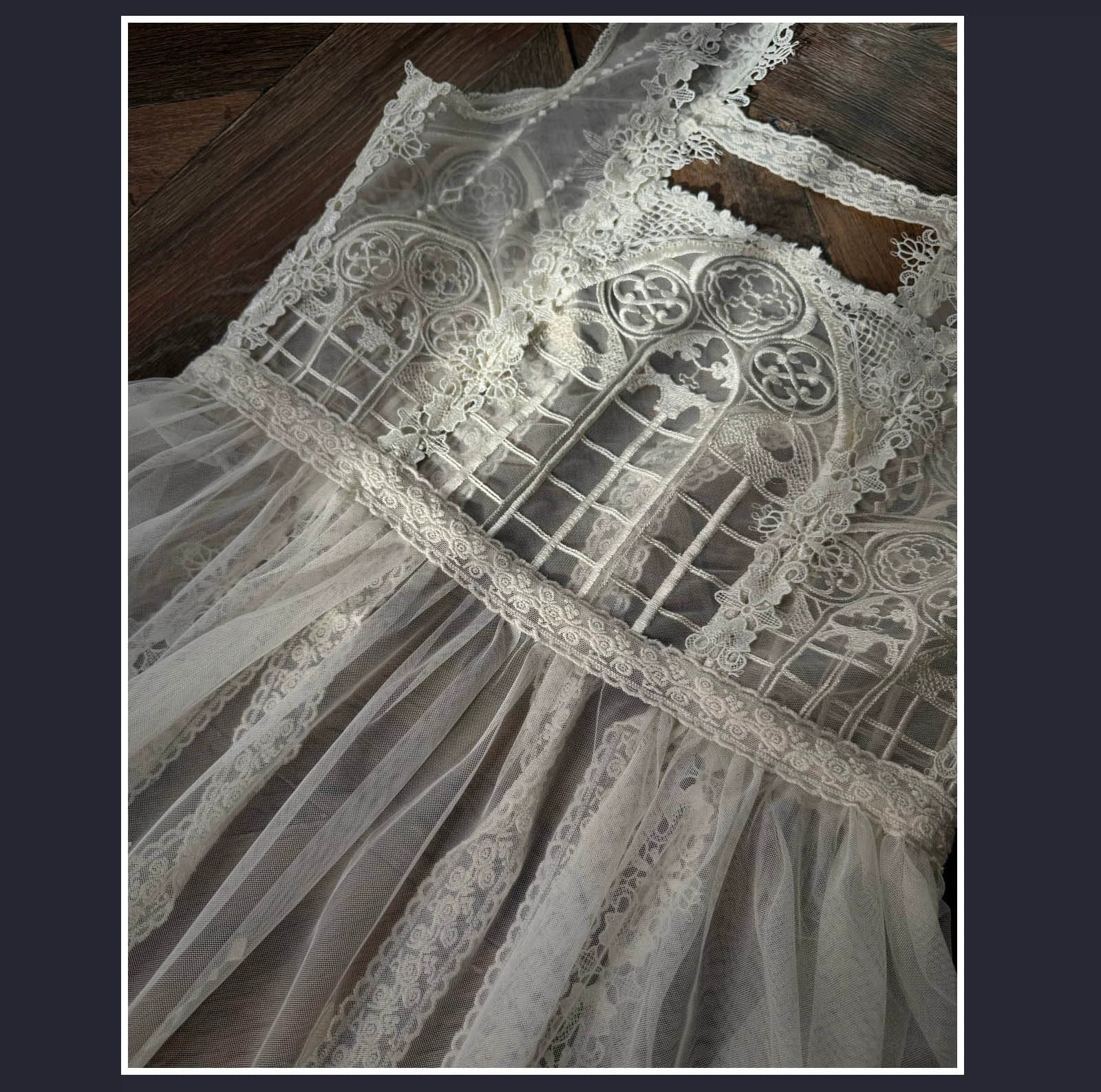 SUSIN - Night Traveler - Classic and Elegant Gothic Dress with Colorful Window Prints - Image 28