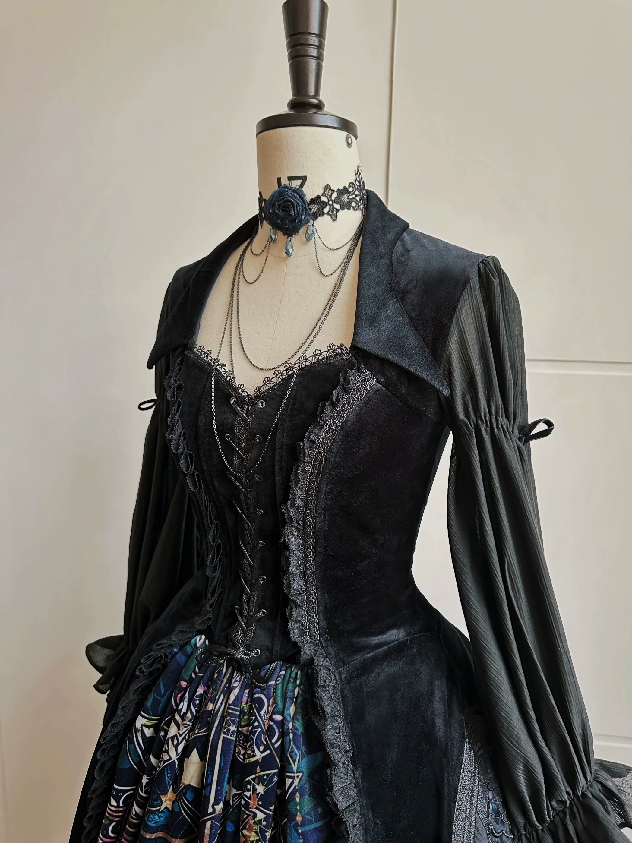 SUSIN - Night Traveler - Classic and Elegant Gothic Dress with Colorful Window Prints - Image 6