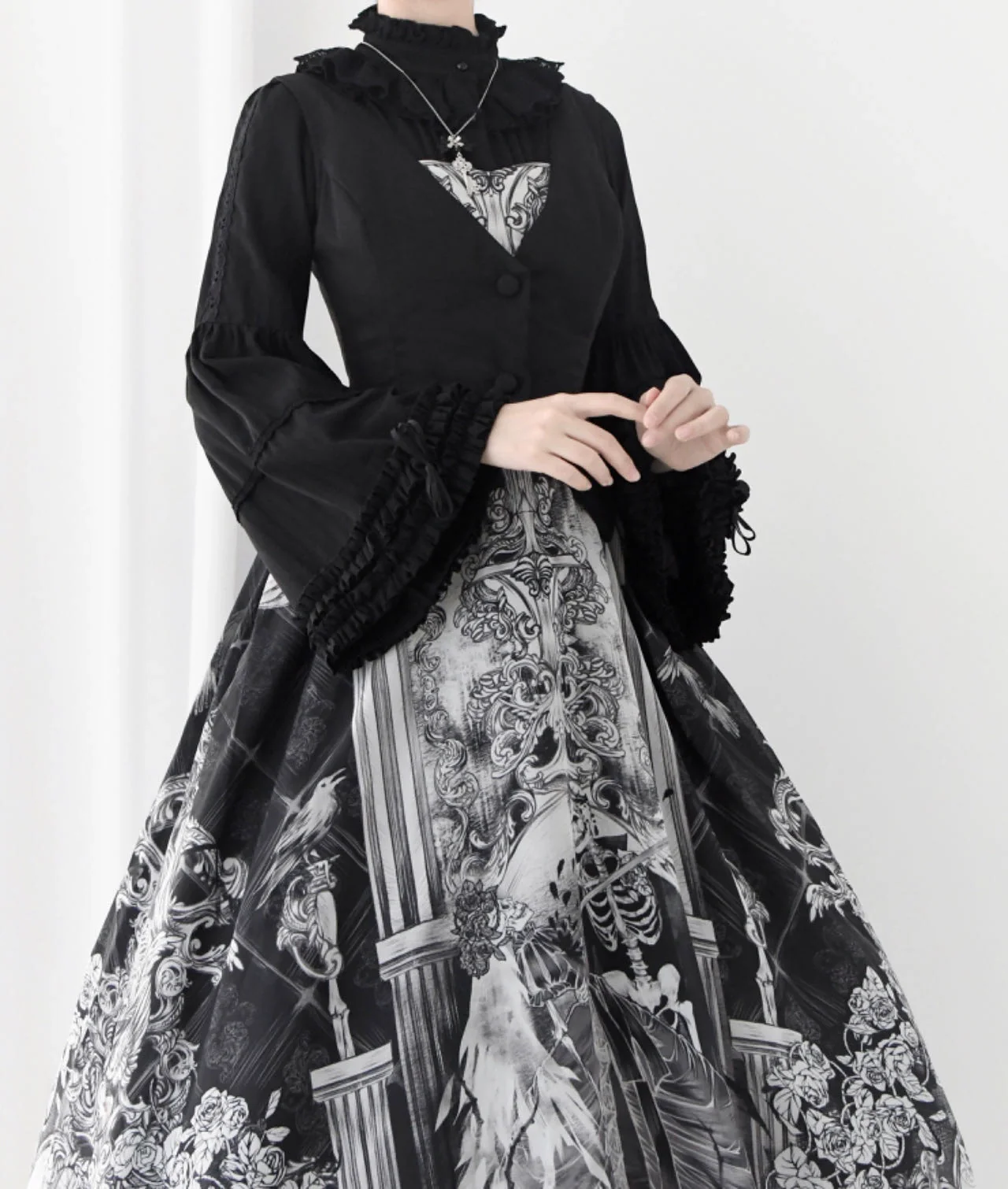 Ever-Changing Enchantress - Classic Lolita Blouse, Tightening Hime Sleeve - Image 10