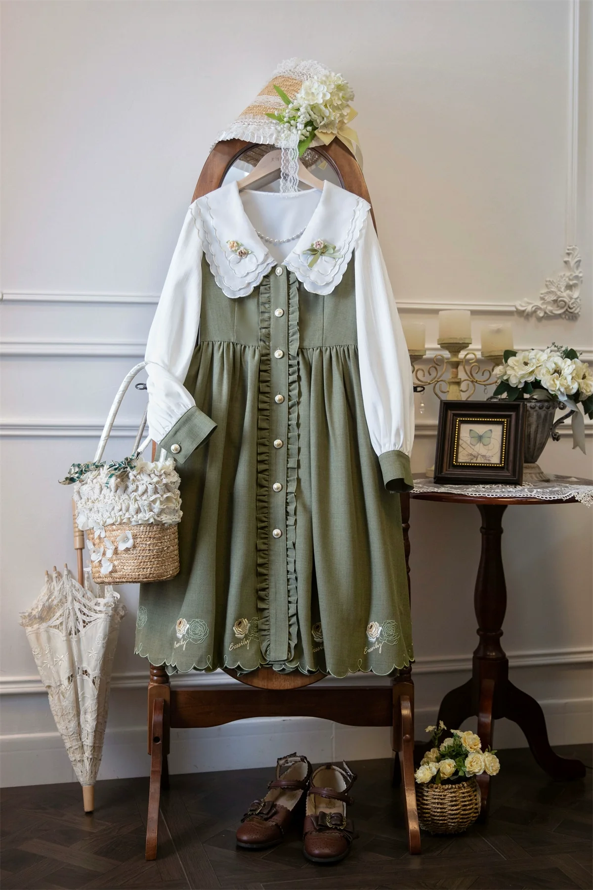Window Rose - Classic Lolita OP Front Buttoned Embroidery Lolita Dress - Image 25