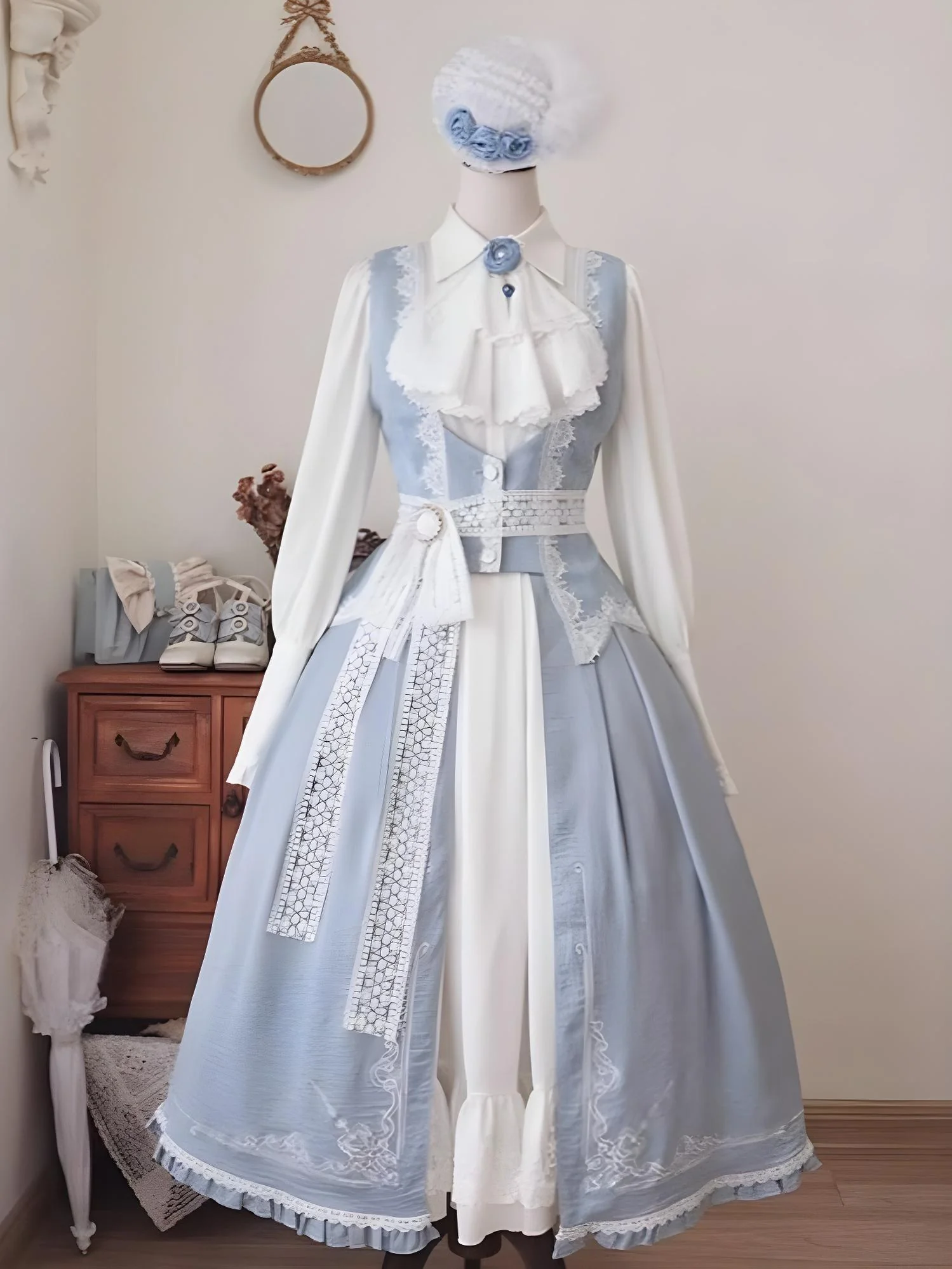 Miss Leisha - Classic Lolita Skirt Set Elegant Winter Cape - Image 18