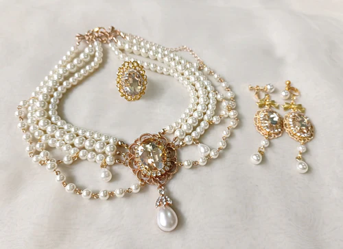 Customized Lolita Pearl Necklace with Gemstone Pendants - Image 24