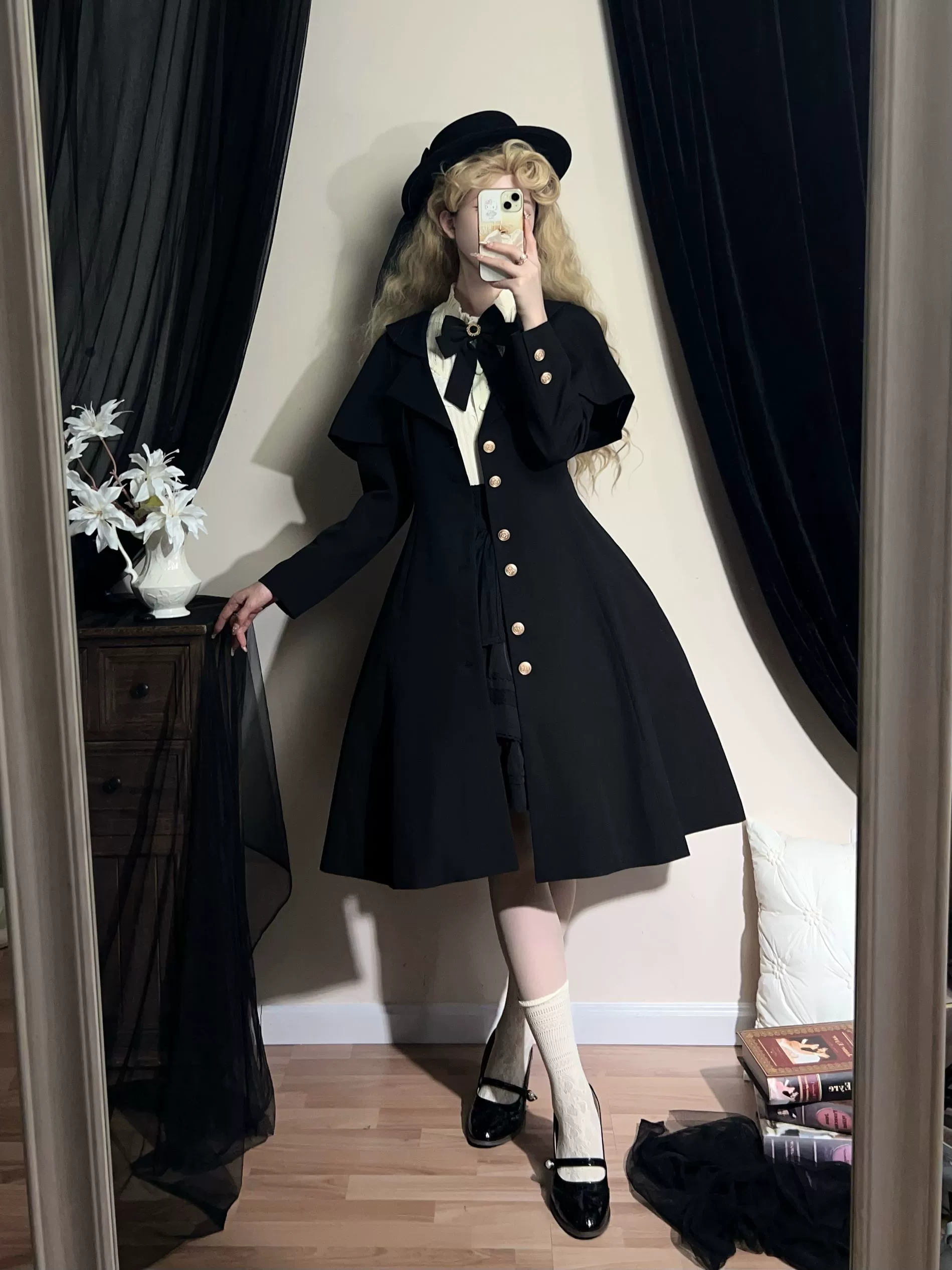 Rich Heiress - Elegant Black Lolita Coat with Detachable Cape - Image 6