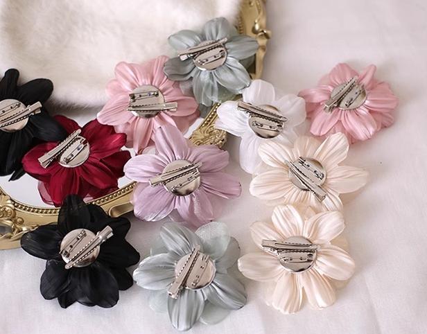 Xiaogui - Elegant Lolita Headdress Organza Flower Hairpin - Image 12