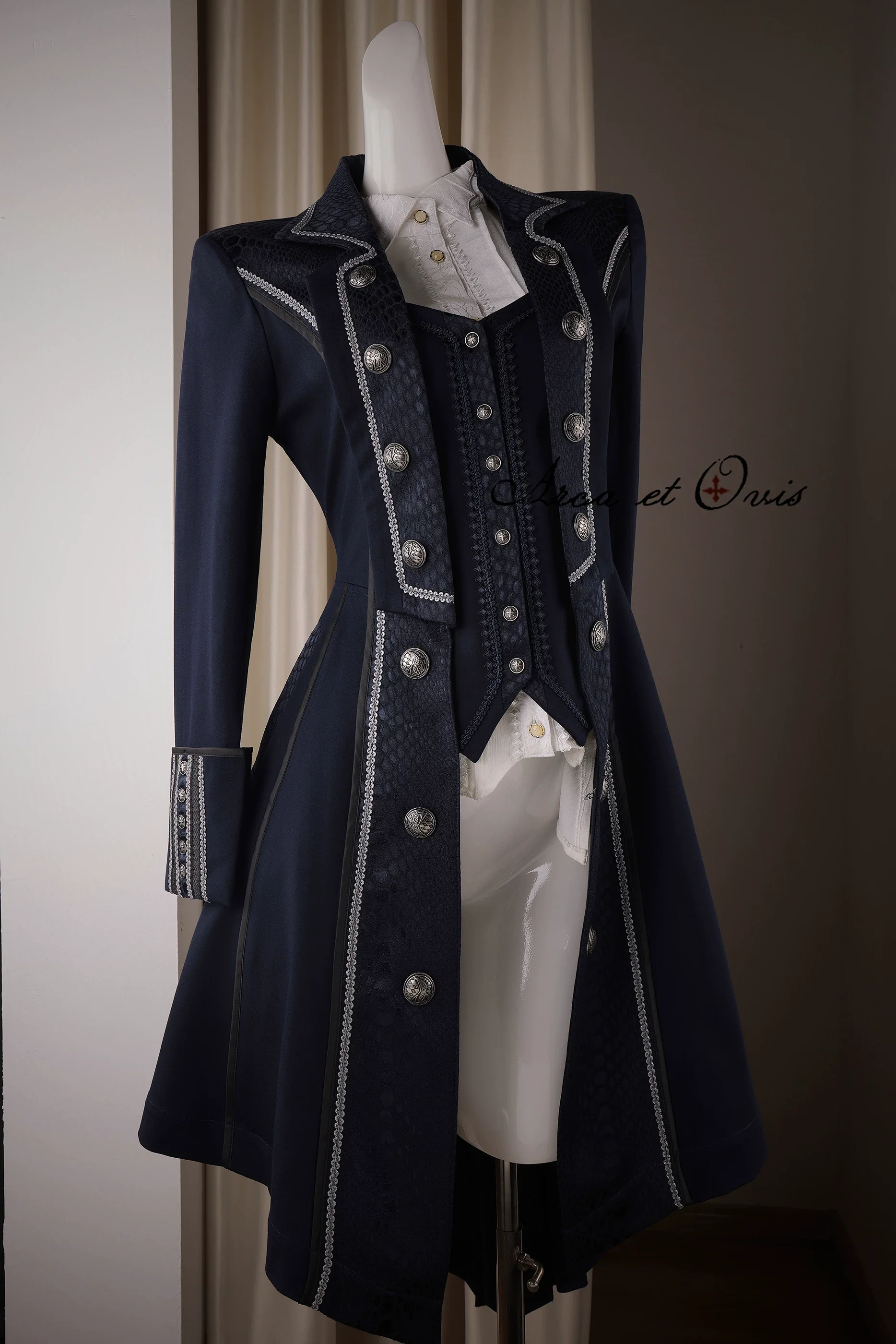 Bat Wing - Embroidery Ouji Lolita Coat, Detachable Front Panels - Image 26
