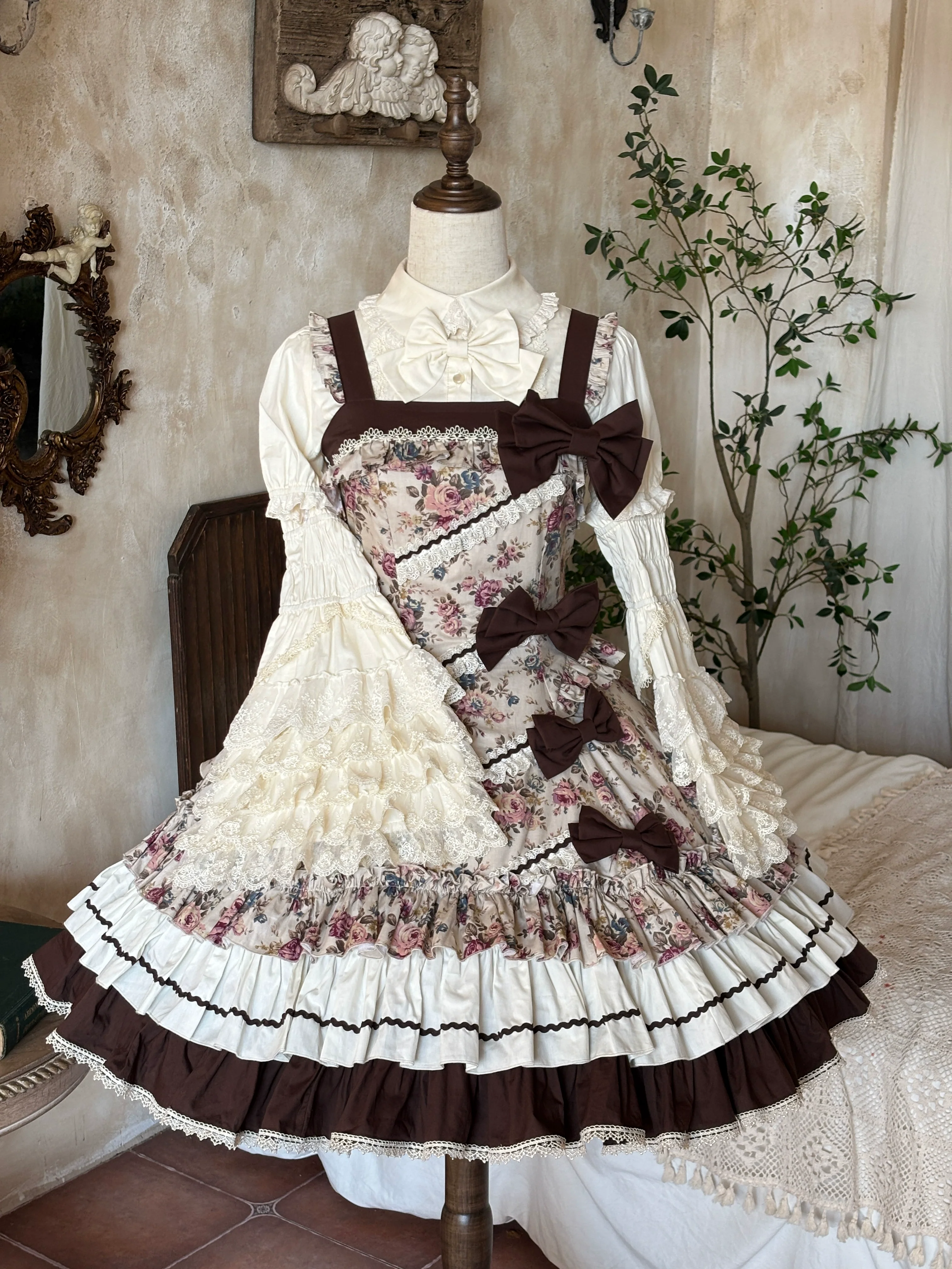 Albion Reverie - Floral Printed Old School Lolita JSK, Bust-Supporting - Image 2