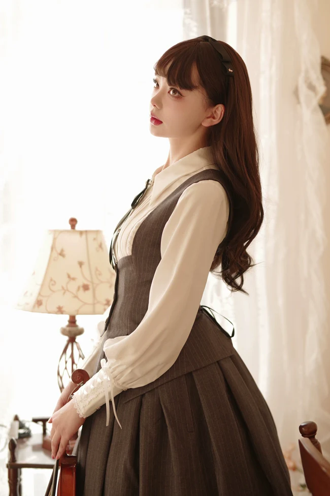 Griffin's Appointment - Vintage Lolita Shirt Pointed Collar - Image 7