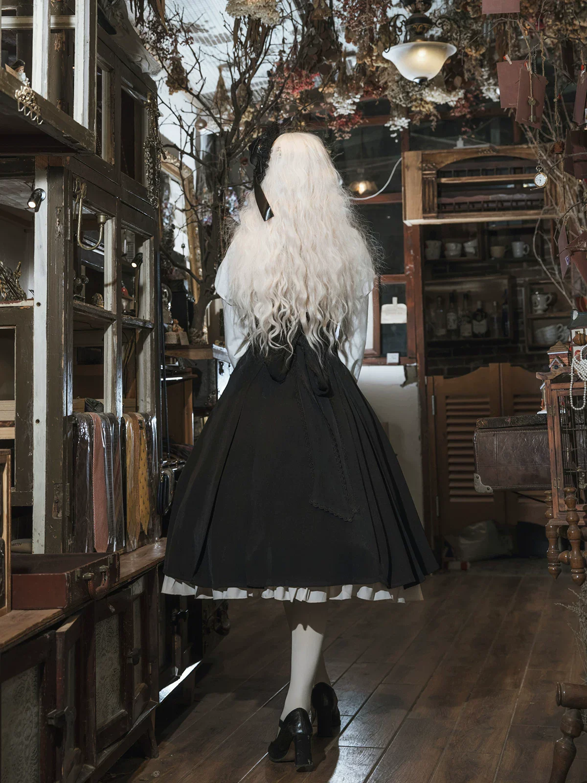 Violin Variations - Gothic Lolita Bust-supporting Dress Set, Violin Embroidery - Image 3
