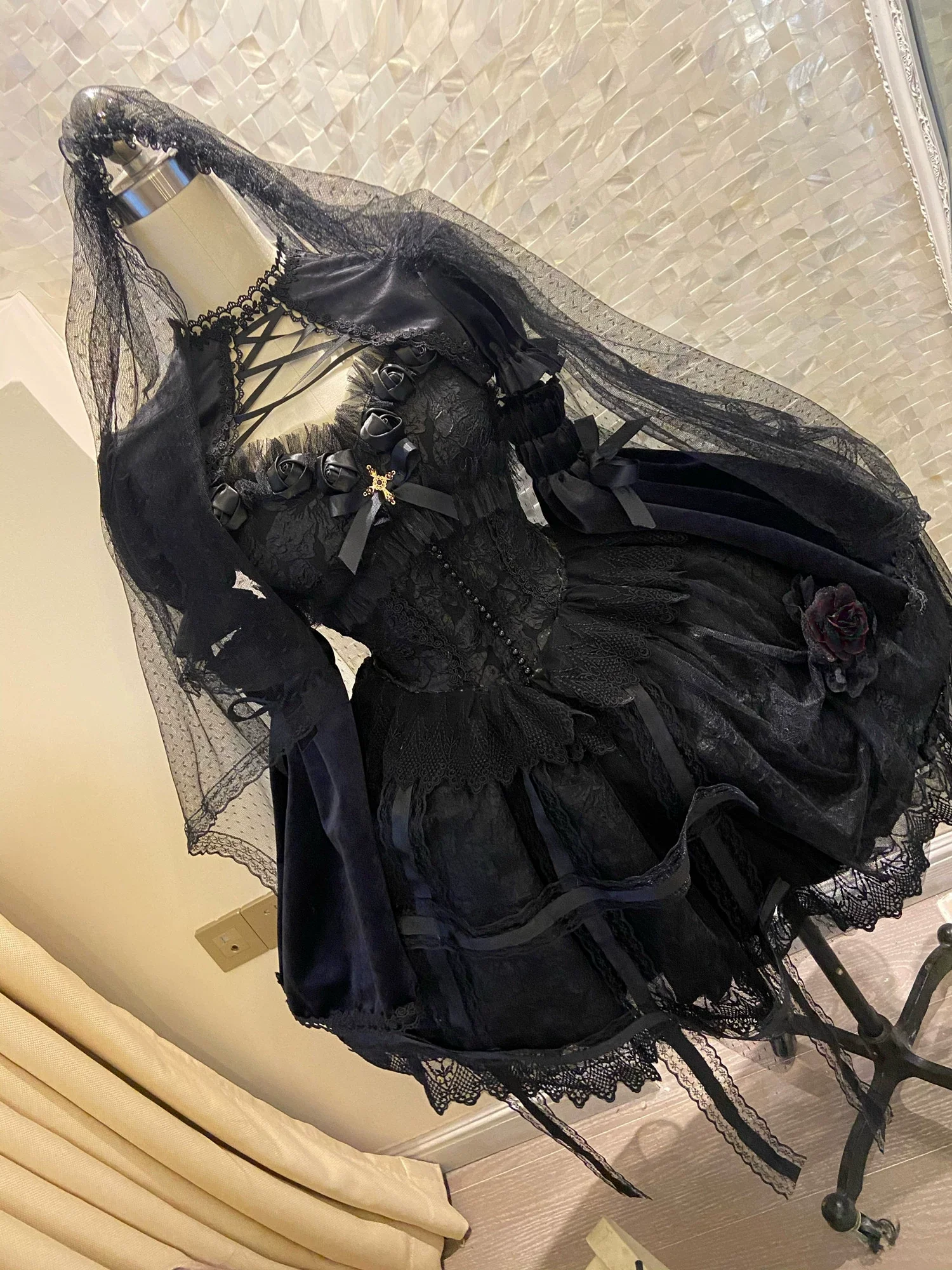 Doujiang - Rose Cage - Gothic Lolita Dress Black Suspender Dress - Image 14