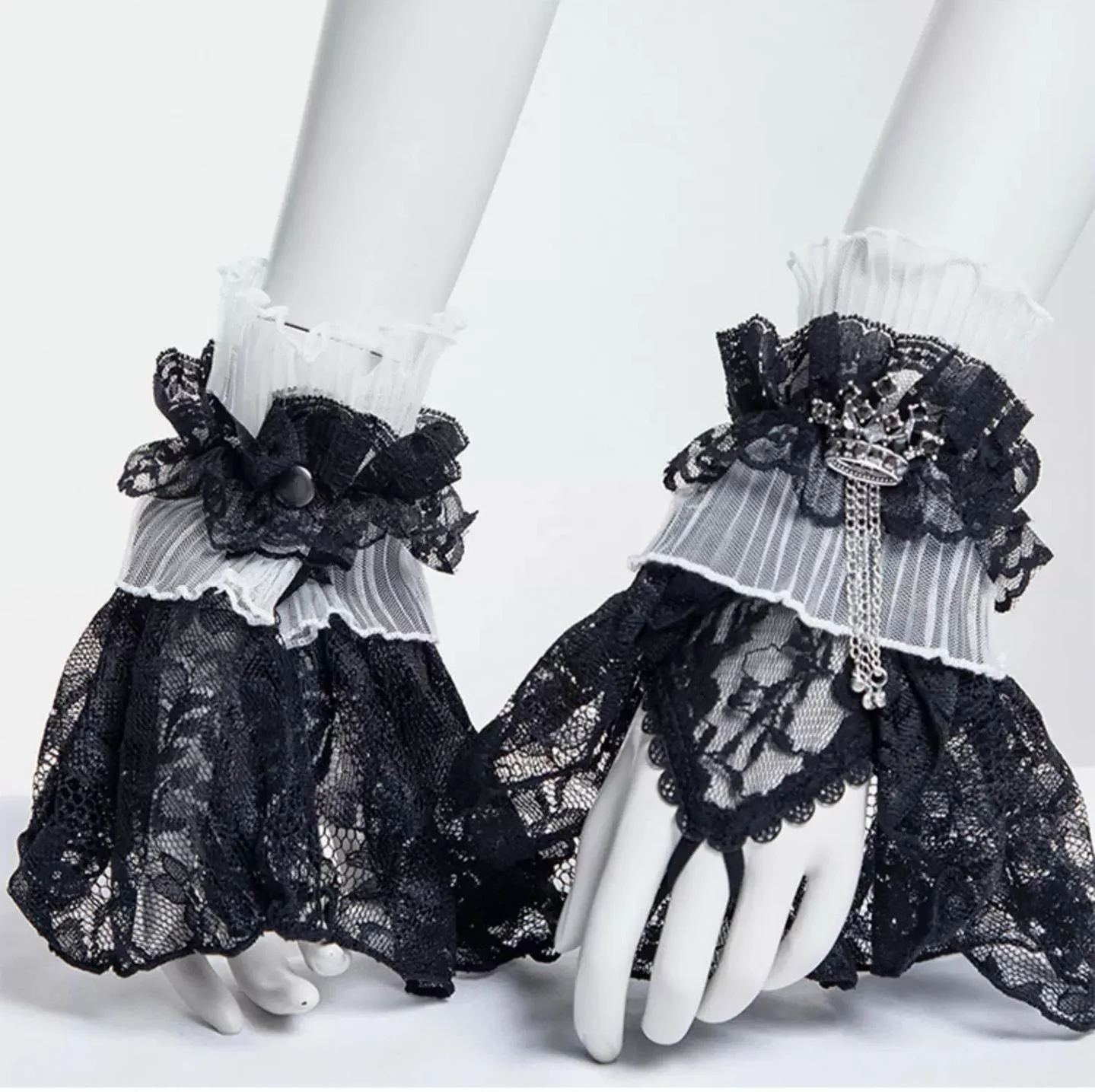 Gothic Lolita Lace Cuffs, Crown Decoration - Image 7