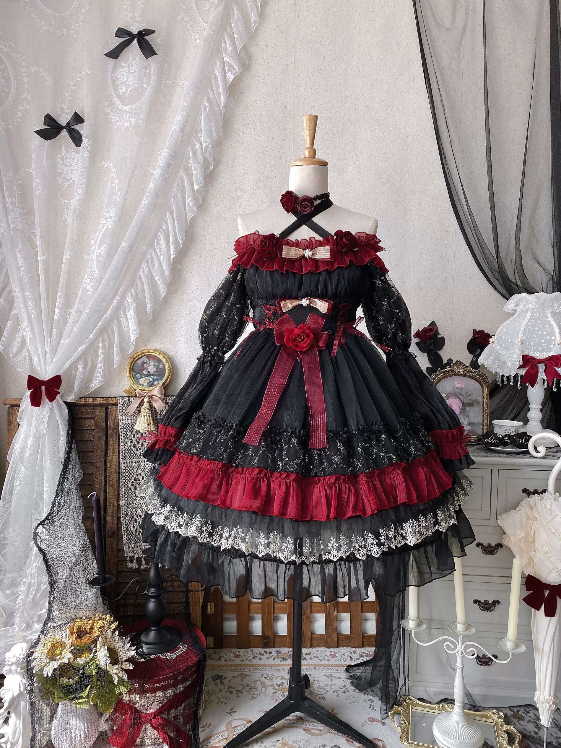 Night of Berea - Gothic Lolita OP Black and Red Lolita Dress - Image 23