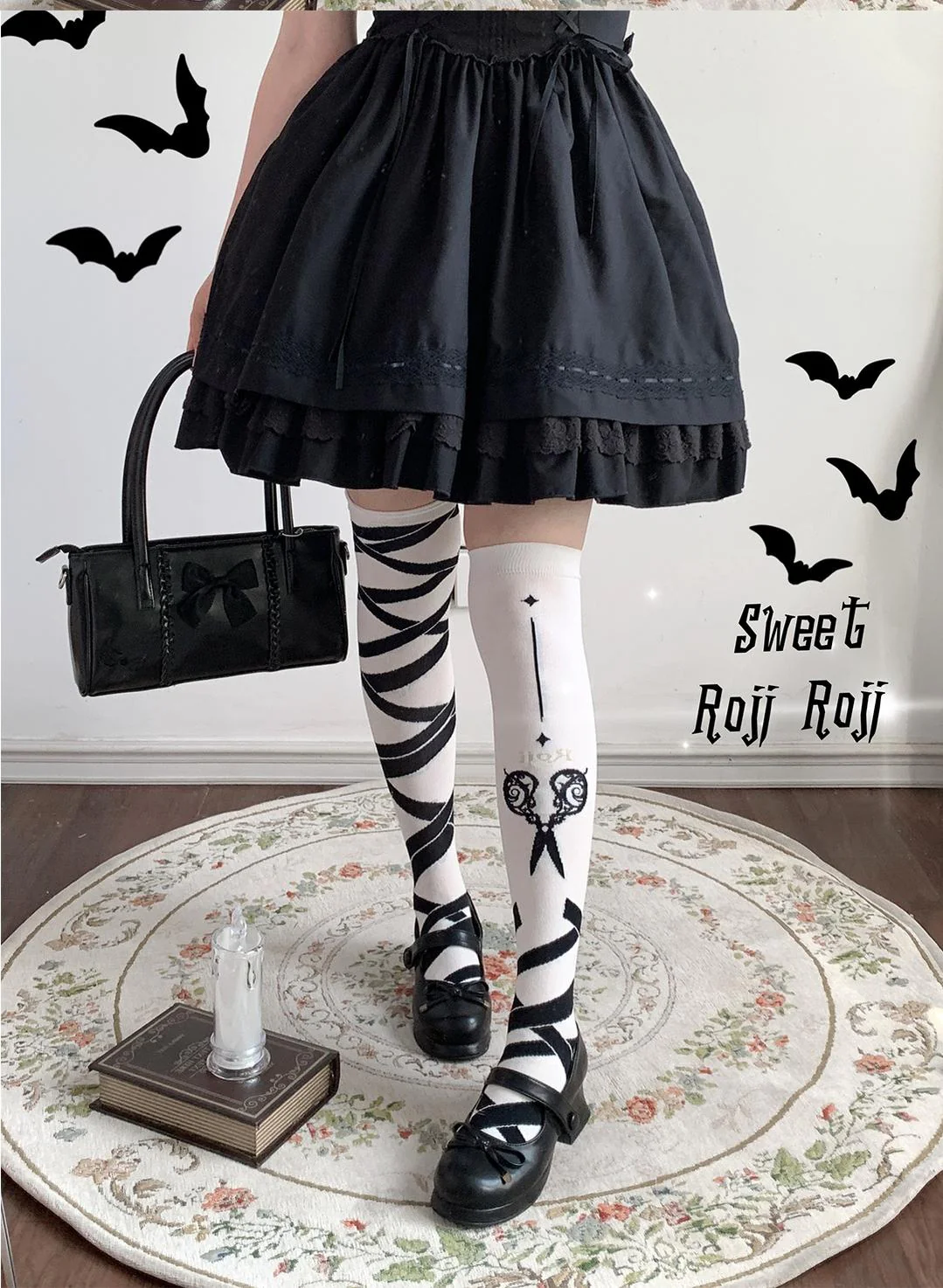 Roji Roji - Gothic Lolita Over-Knee Socks, Scissors Print - Image 5