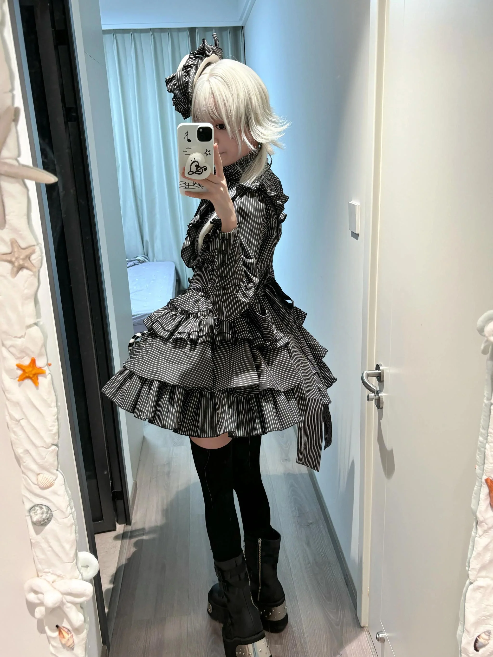 Doll Gift Box - Gothic Lolita Striped Blouse & Skirt Set, Back Zipper - Image 12