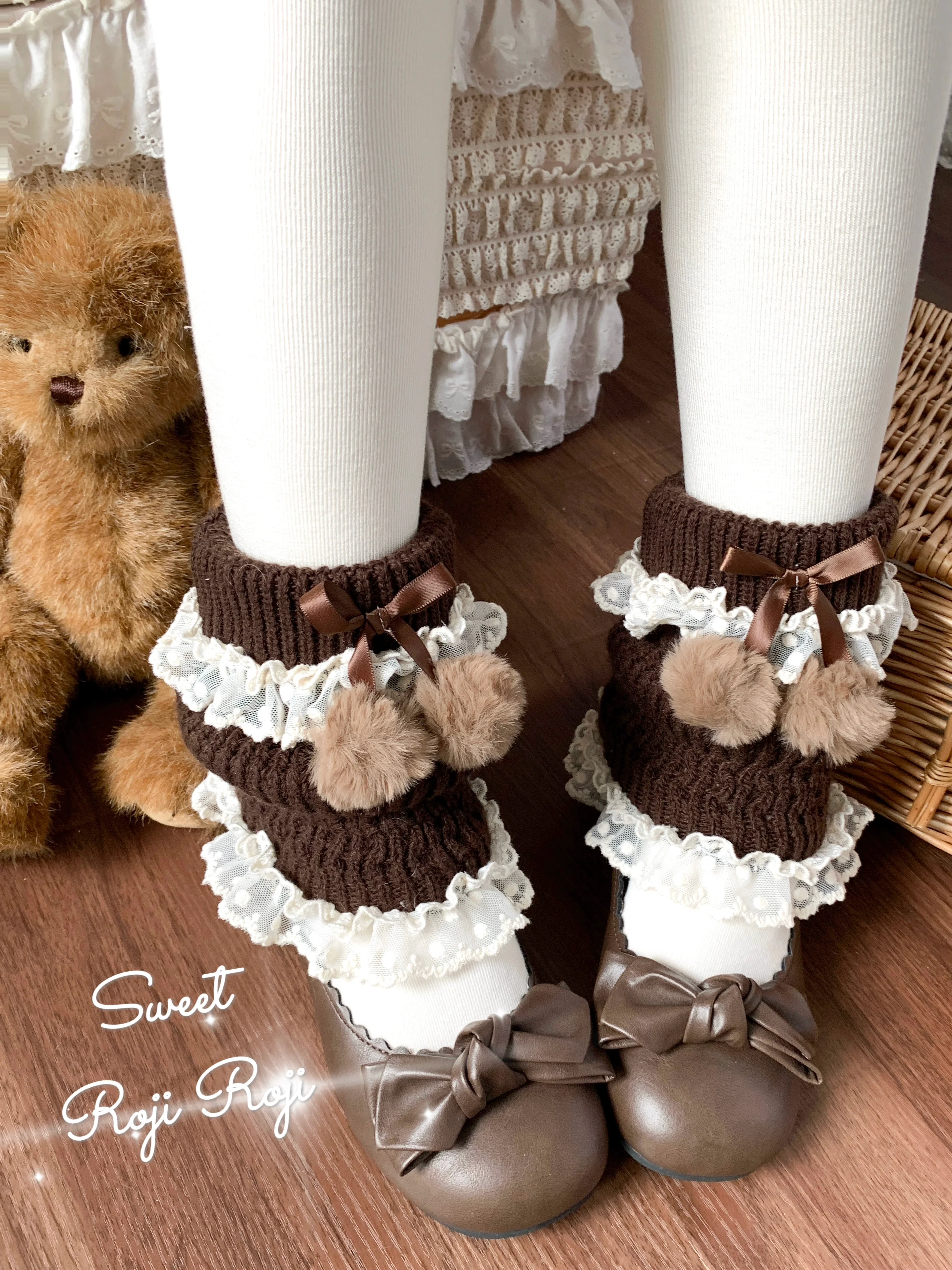 Kawaii Lolita Leg Warmers, Pom-Pom Accented Bow - Image 12