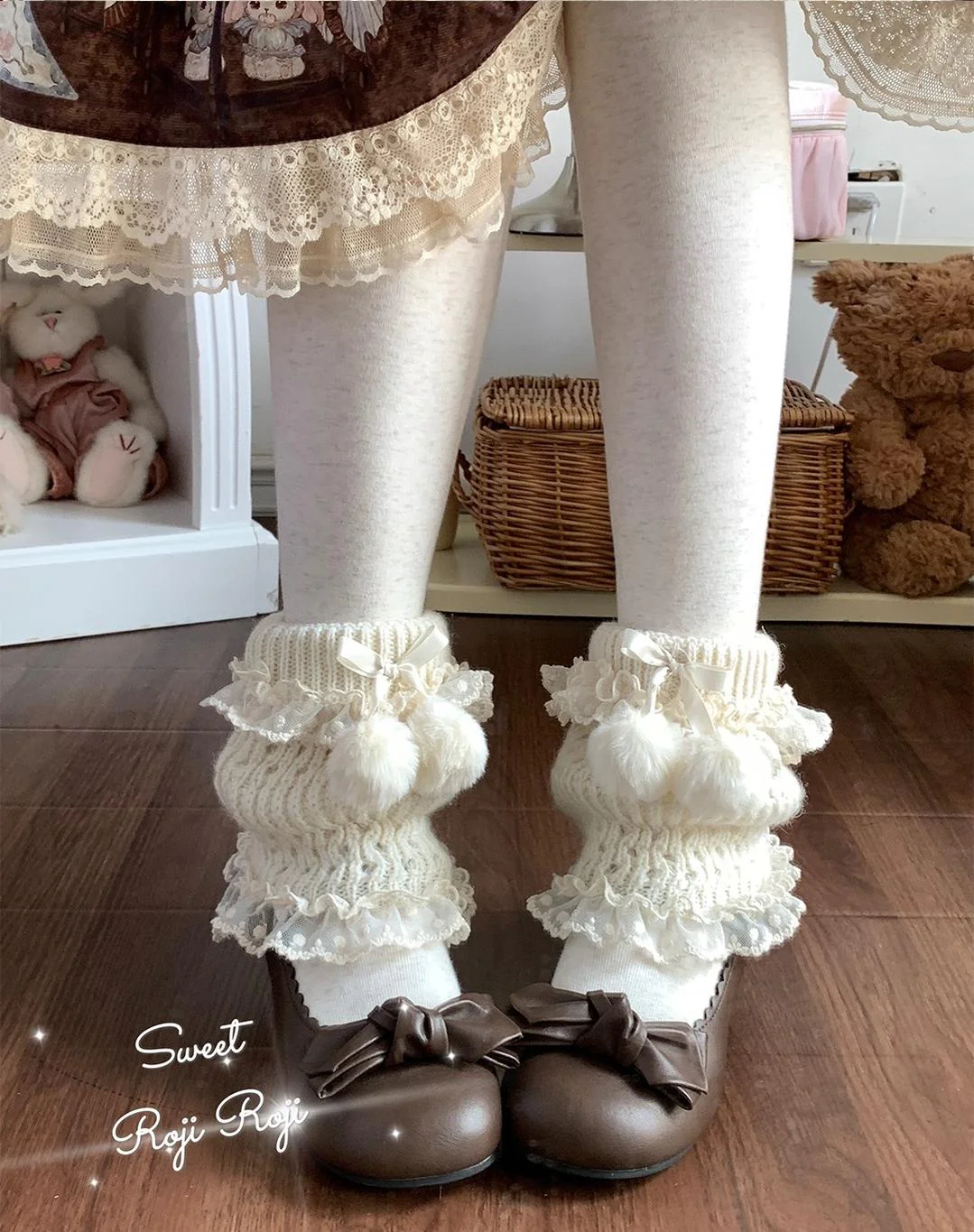 Kawaii Lolita Leg Warmers, Pom-Pom Accented Bow - Image 2