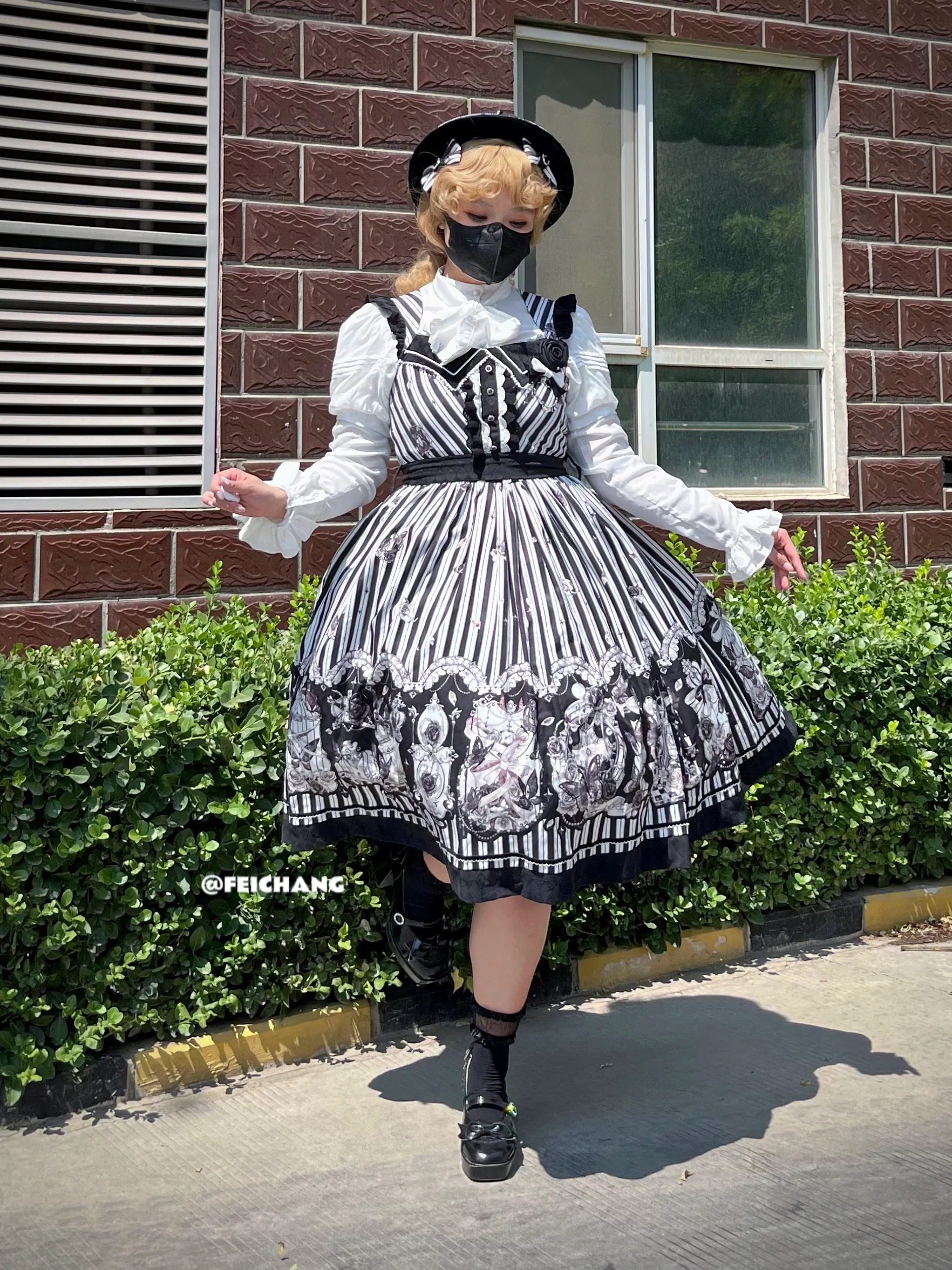 Gothic Lolita Black and White Striped JSK Set - Image 26