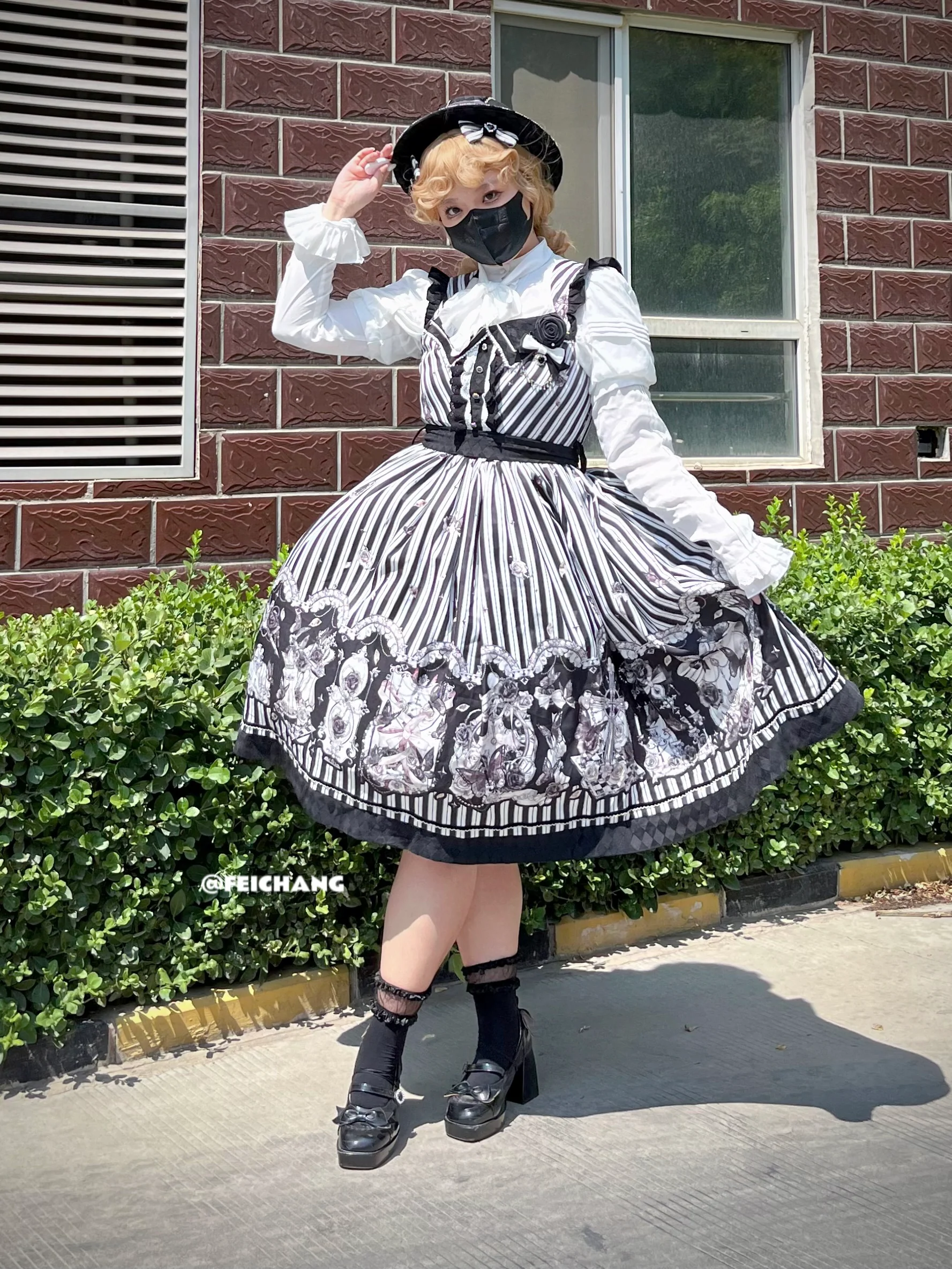 Gothic Lolita Black and White Striped JSK Set - Image 27