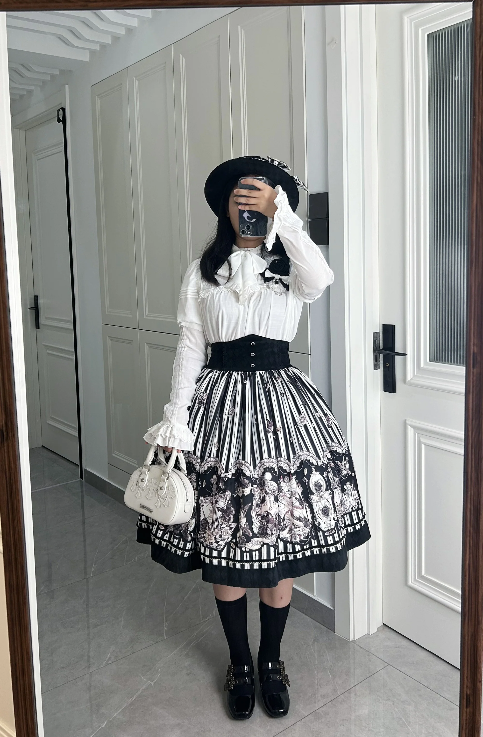 Gothic Lolita Black and White Striped JSK Set - Image 29