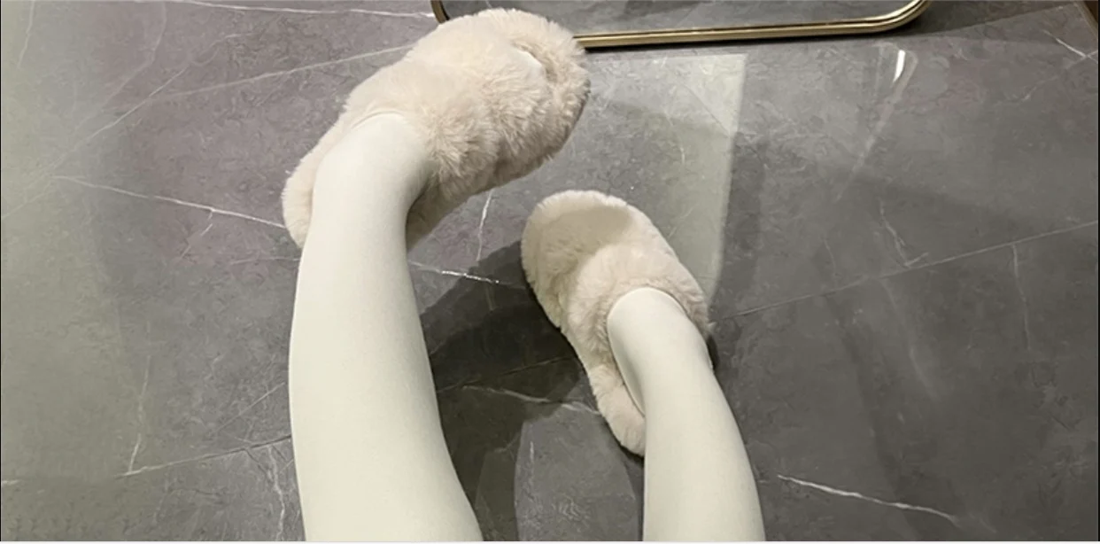 Hua Nai cat - Kawaii Winter Lolita Stockings Fuzzy Trim Furball Over-knee Socks - Image 10