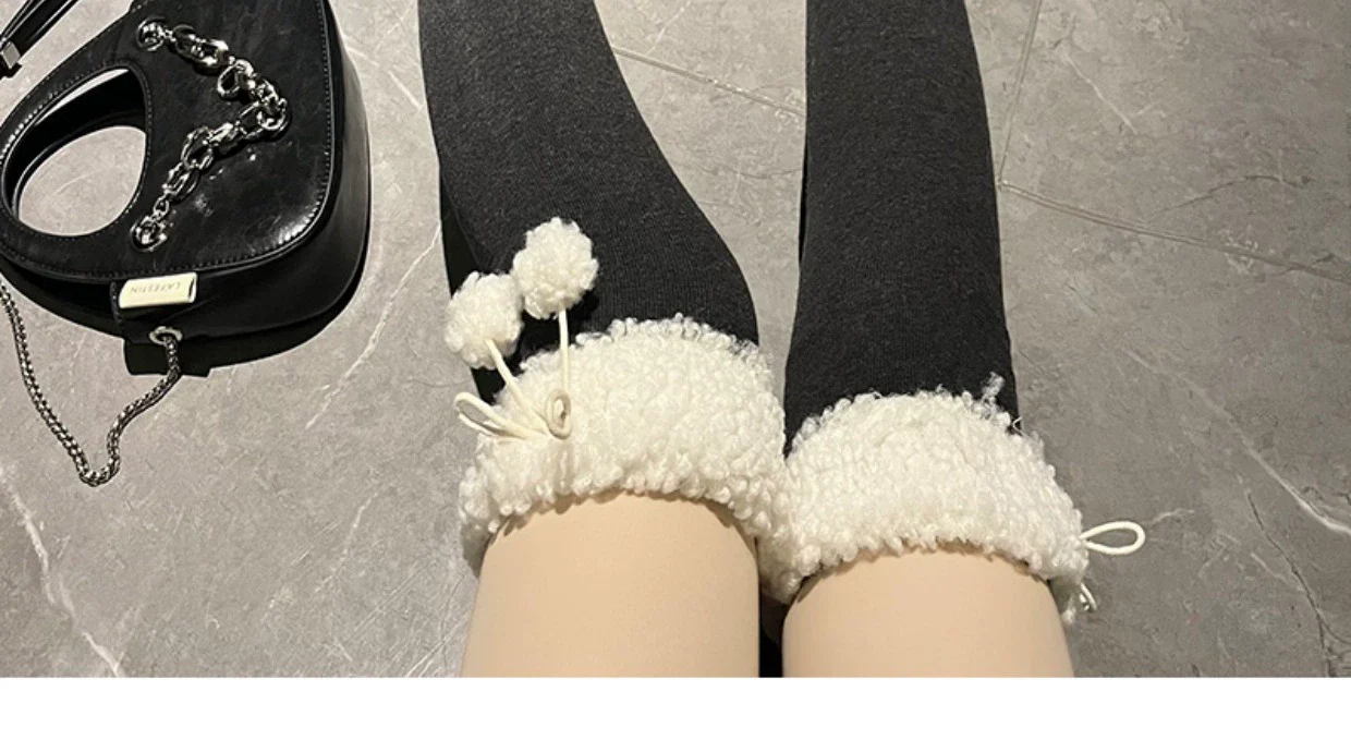 Hua Nai cat - Kawaii Winter Lolita Stockings Fuzzy Trim Furball Over-knee Socks - Image 19