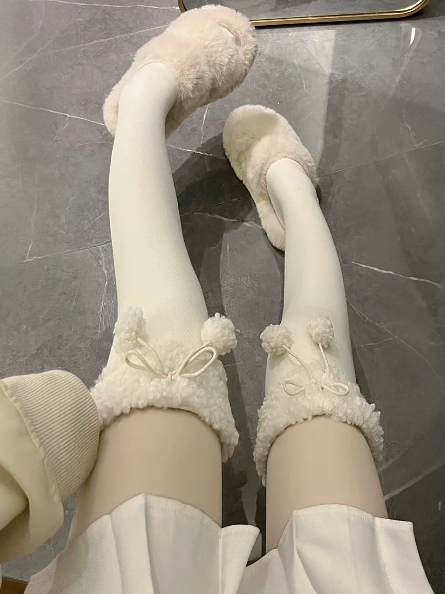 Hua Nai cat - Kawaii Winter Lolita Stockings Fuzzy Trim Furball Over-knee Socks - Image 8