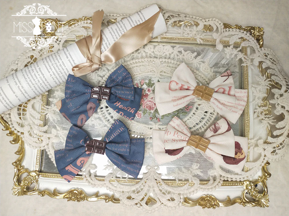 Chocolate Daily Lolita Bow KC Brooch - Image 4