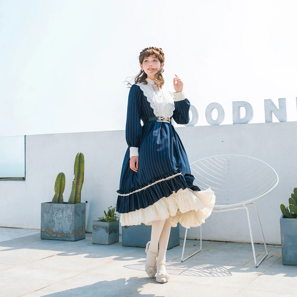 Miss point - Rose Silhouette - Vintage Classic Lolita OP - Image 4