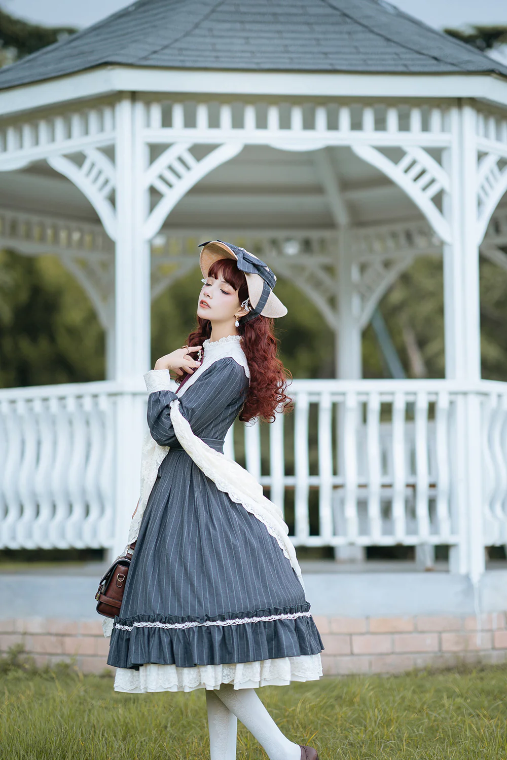 Miss point - Rose Silhouette - Vintage Classic Lolita OP - Image 7