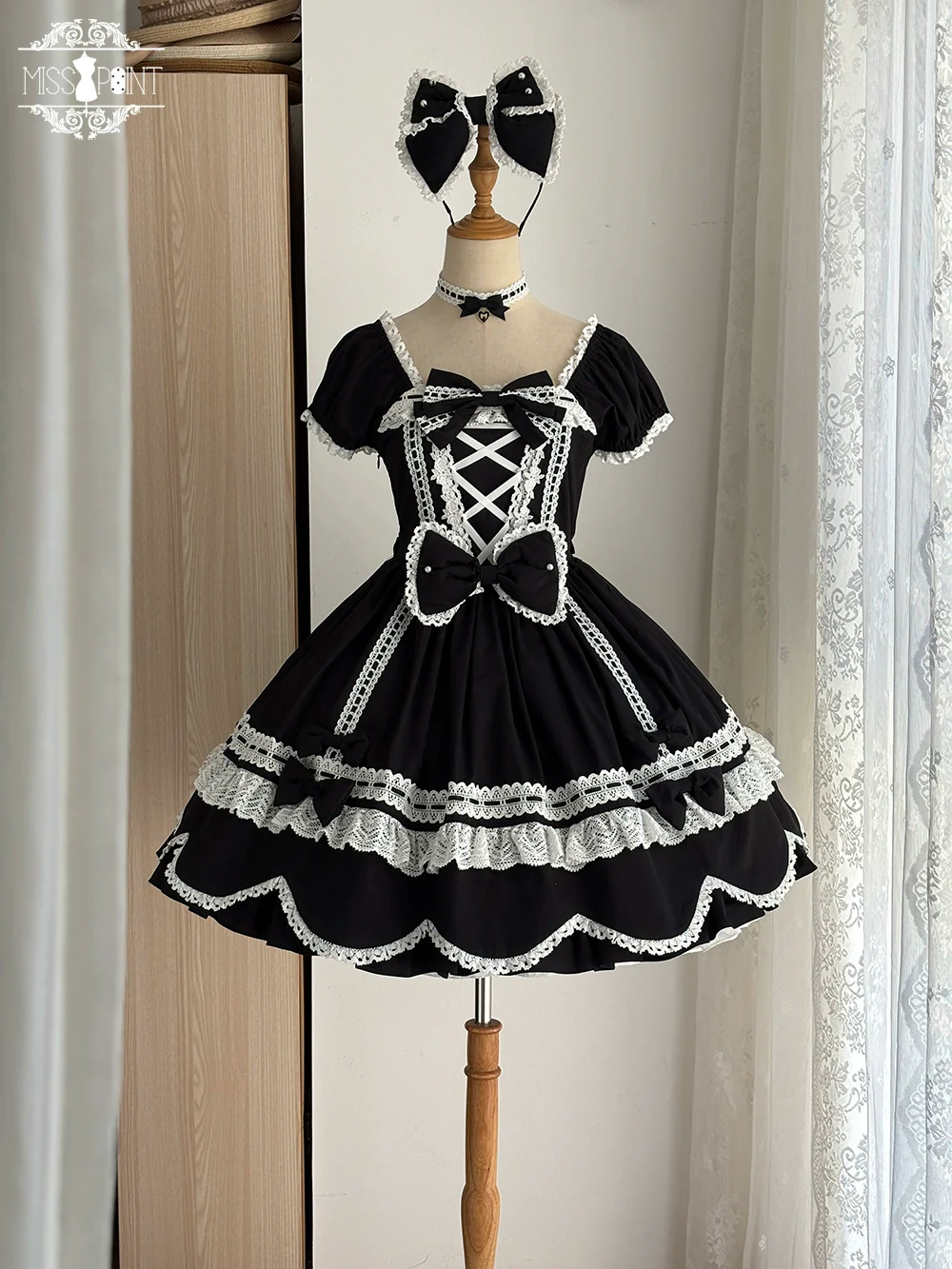 Vintage Petal Rabbit - Old School Lolita OP Cotton Dress, Petal-Shaped Hem - Image 49