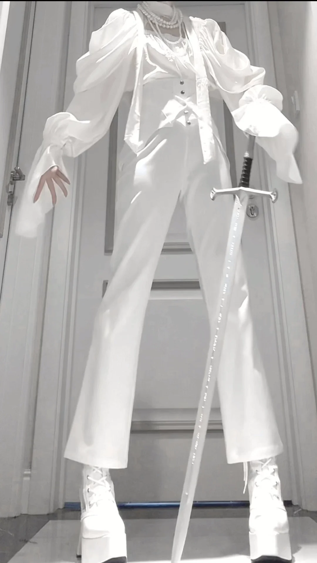 Earl of Drooping Wings - Ouji Lolita Flared Pants, Batwing Decoration - Image 2