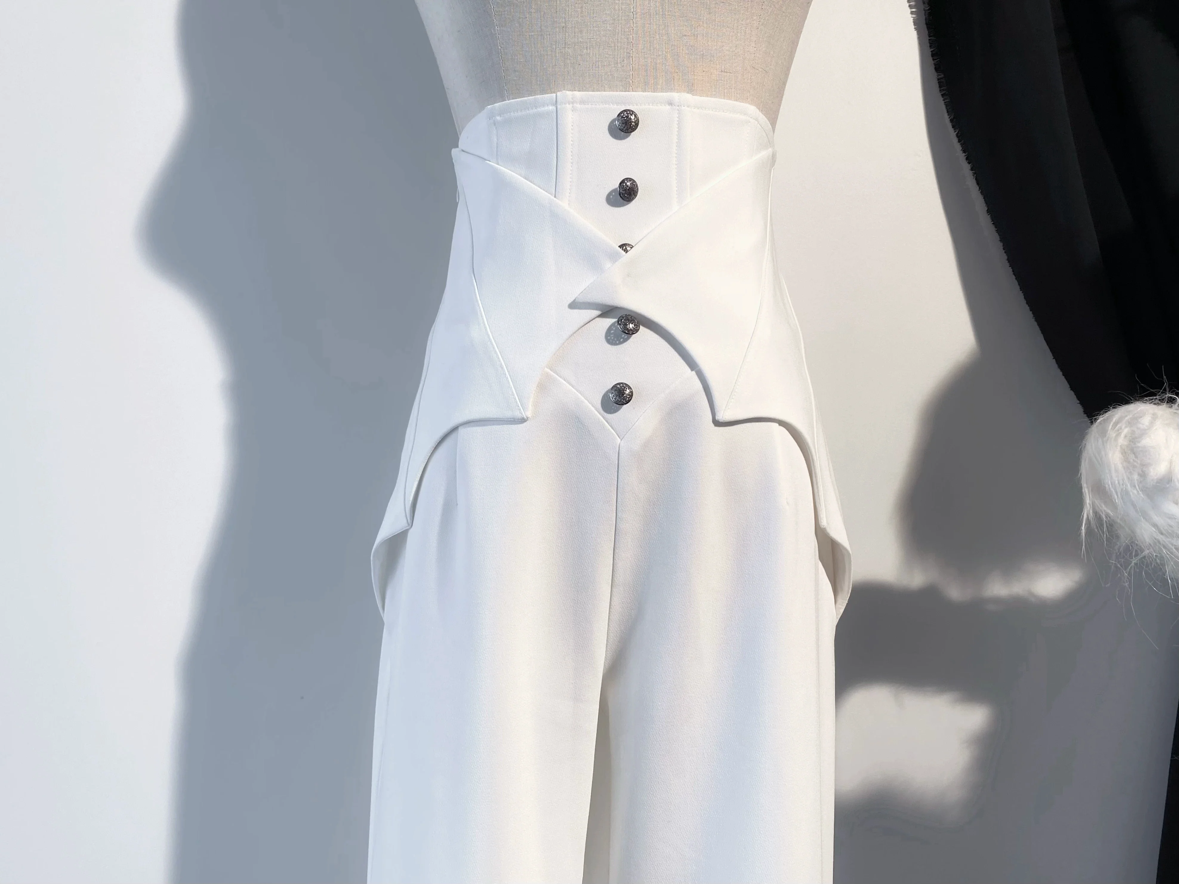 Earl of Drooping Wings - Ouji Lolita Flared Pants, Batwing Decoration - Image 8