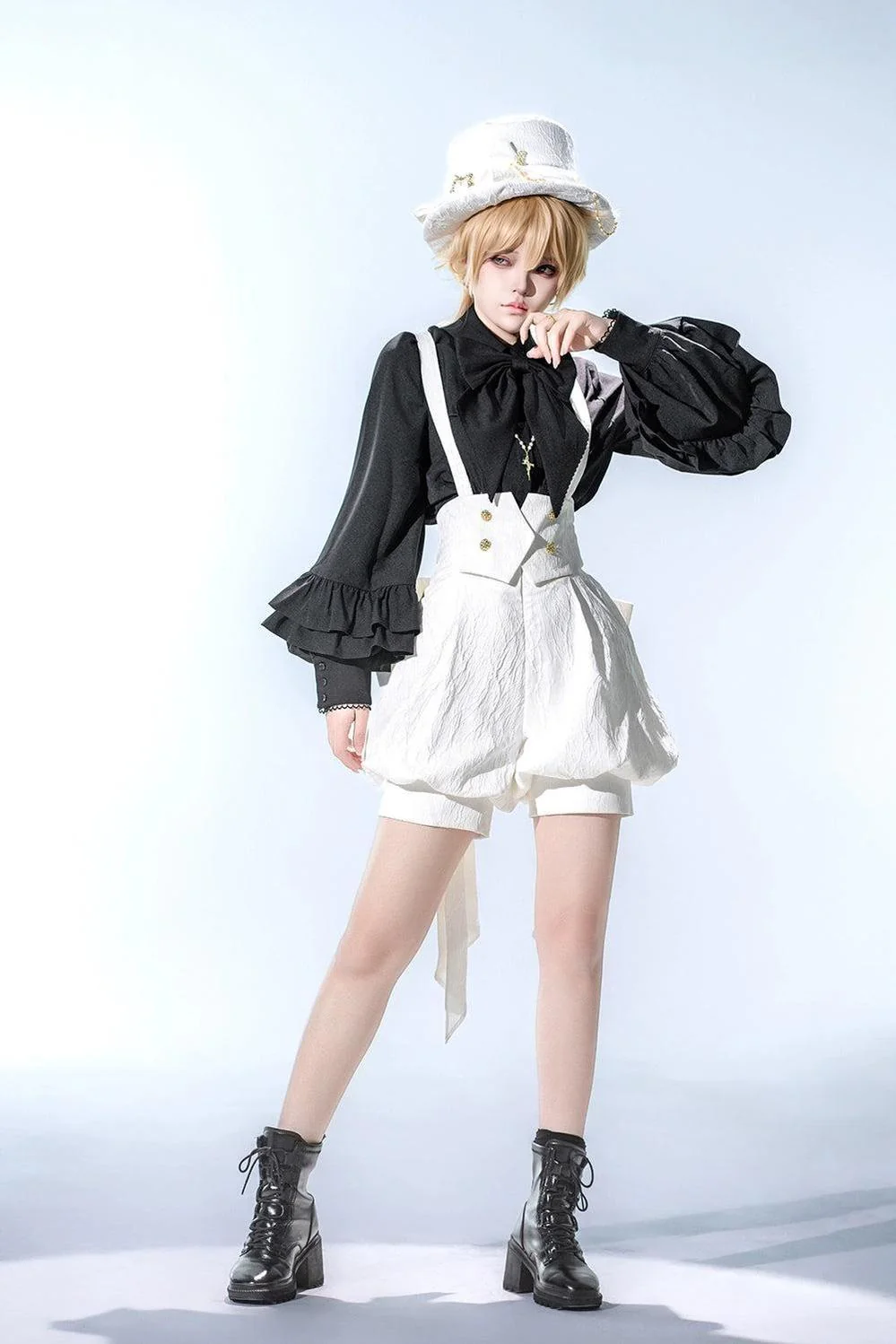 Doll - Ouji Lolita Pink Blouse & White Shorts - Image 3
