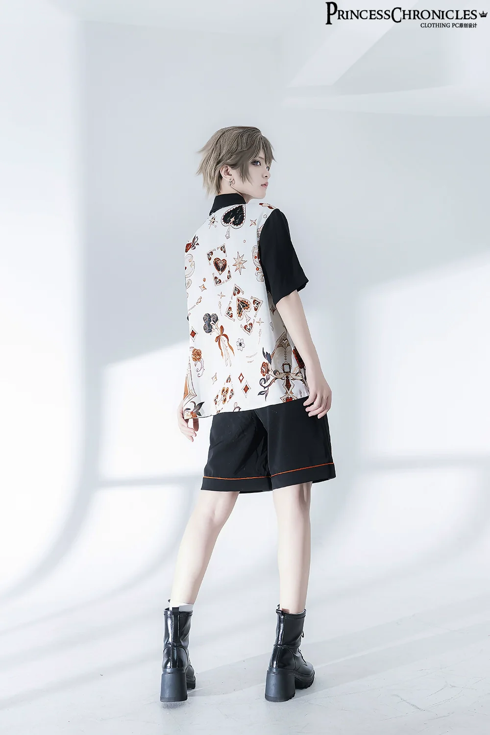 Floral Intoxication - Retro Ouji Lolita Shirt Floral Short Sleeve Shirt and Embroidered Black Shorts - Image 5