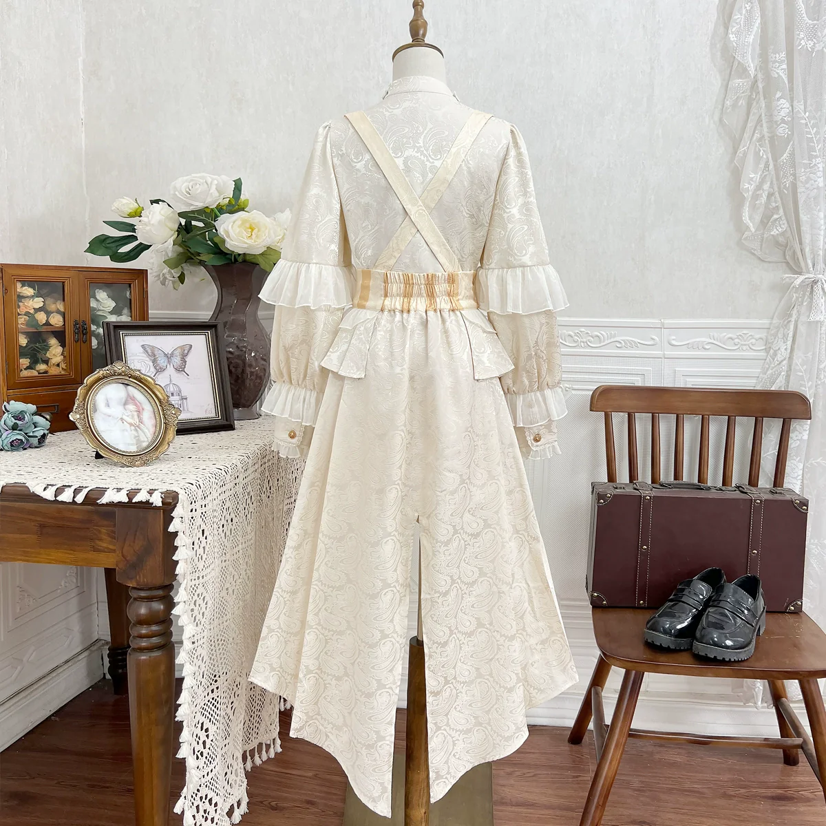 Ouji Lolita Suspender Shorts & Shirt - Image 14