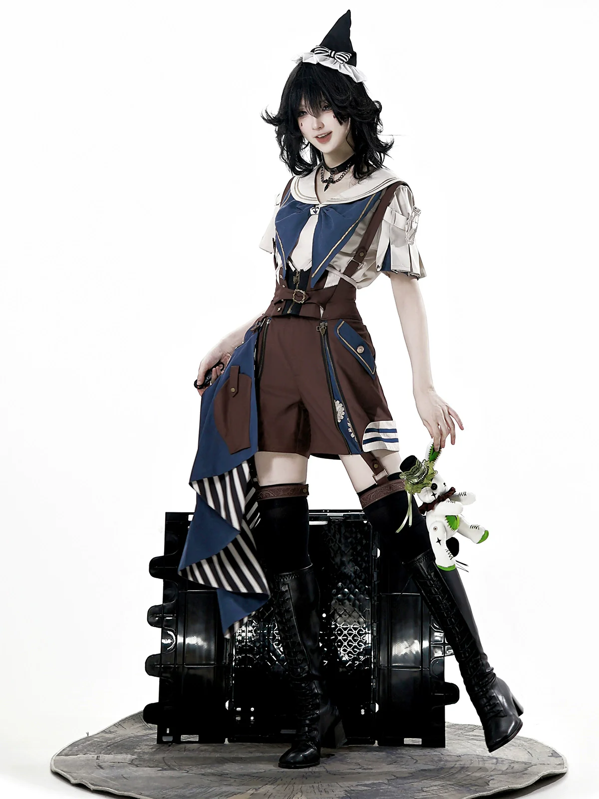 Voyager's Daily - Ouji Lolita Suspender Shorts Set with Shirt & Trailing - Image 5