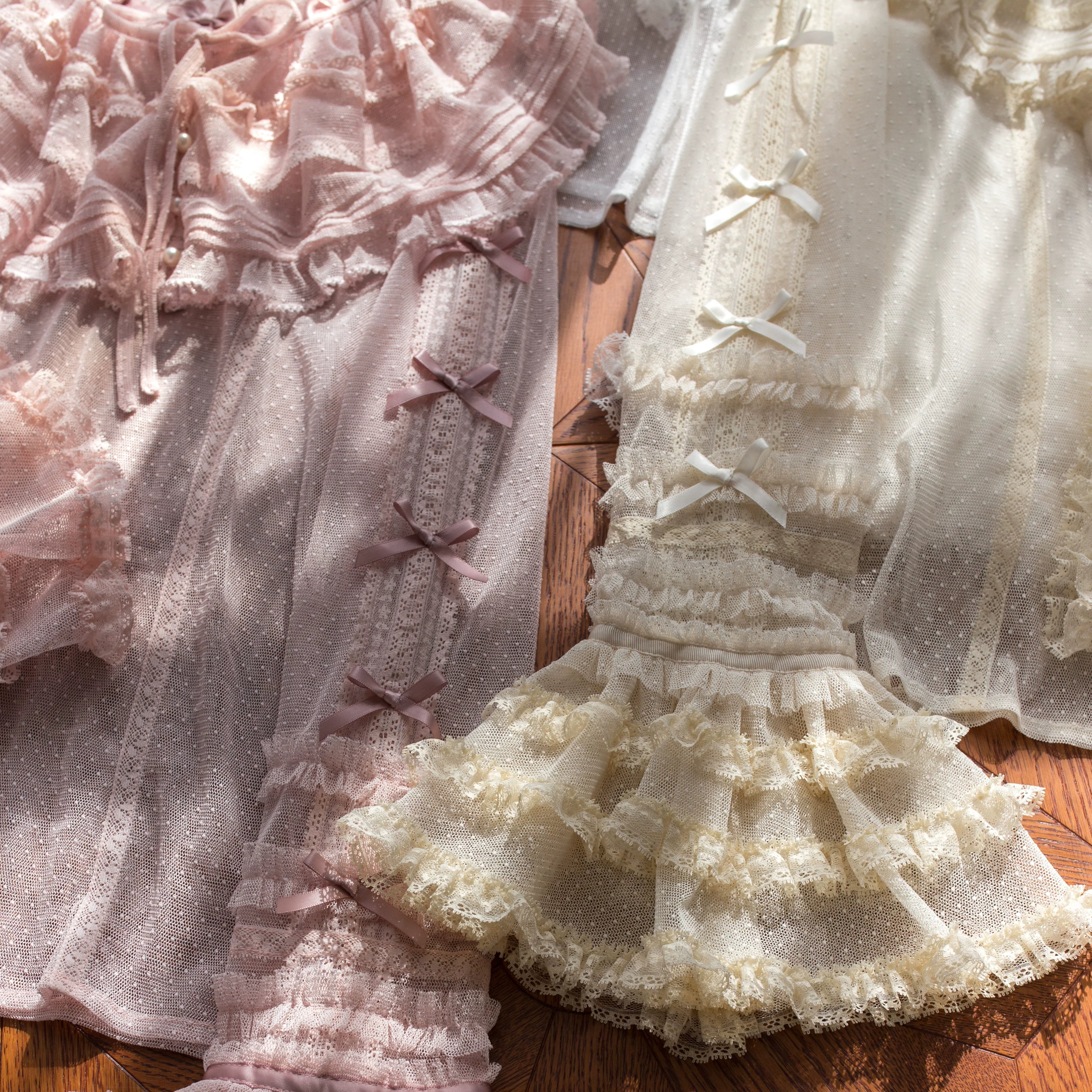 Vernal Feast - Polka Dot Lolita Blouse, Ruffled False Collar - Image 6