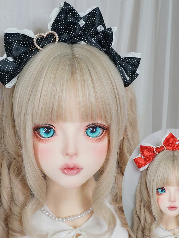 Polka Dot Lolita KC, Heart-shaped Decoration - Image 3