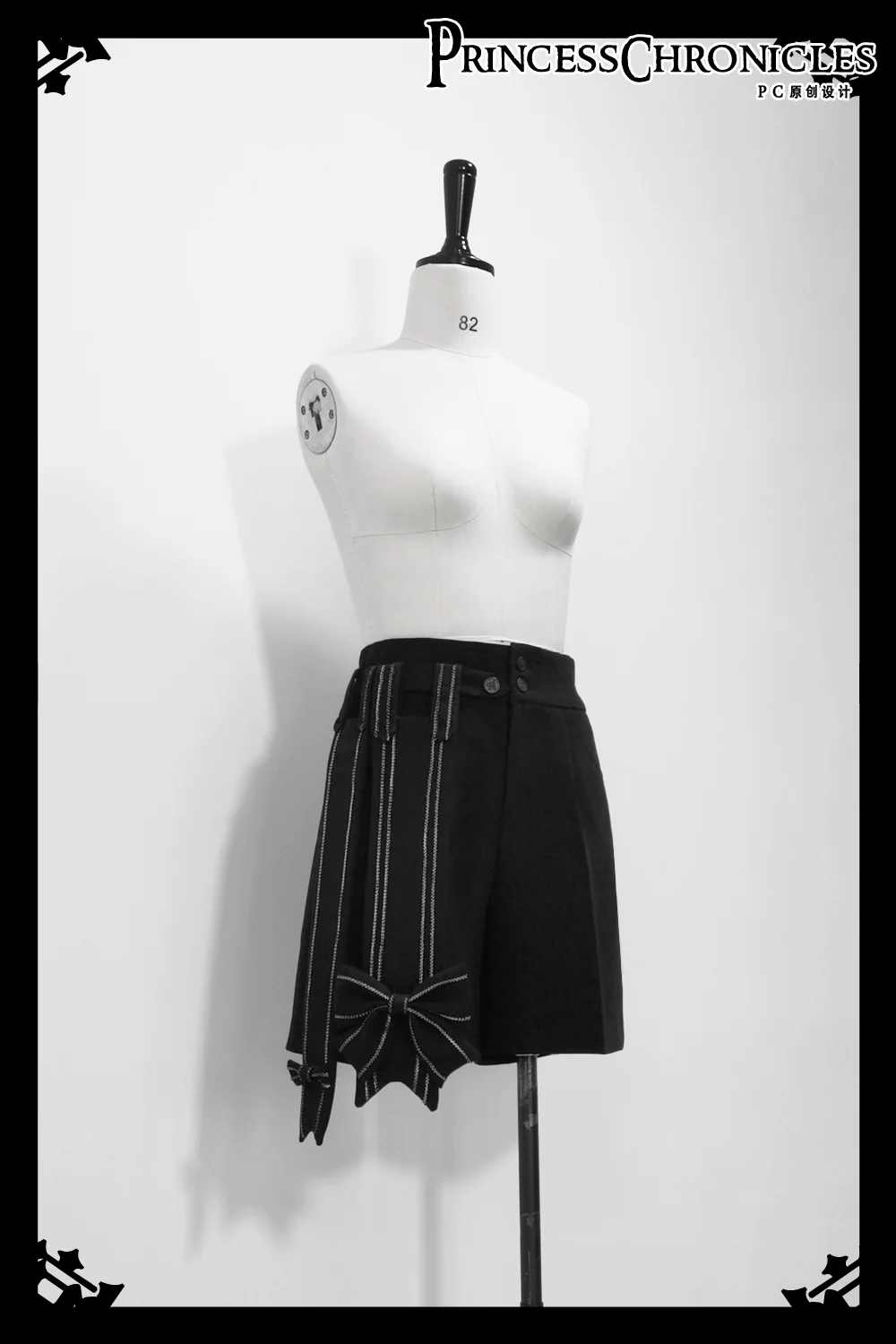 ShenYao - Ouji Vintage Lolita Black Bow Shorts