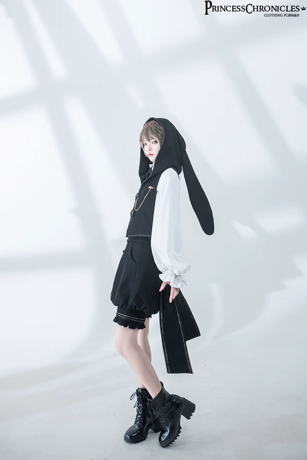 Desperate Bunny - Ouji Lolita Vest Shorts Set - Image 24