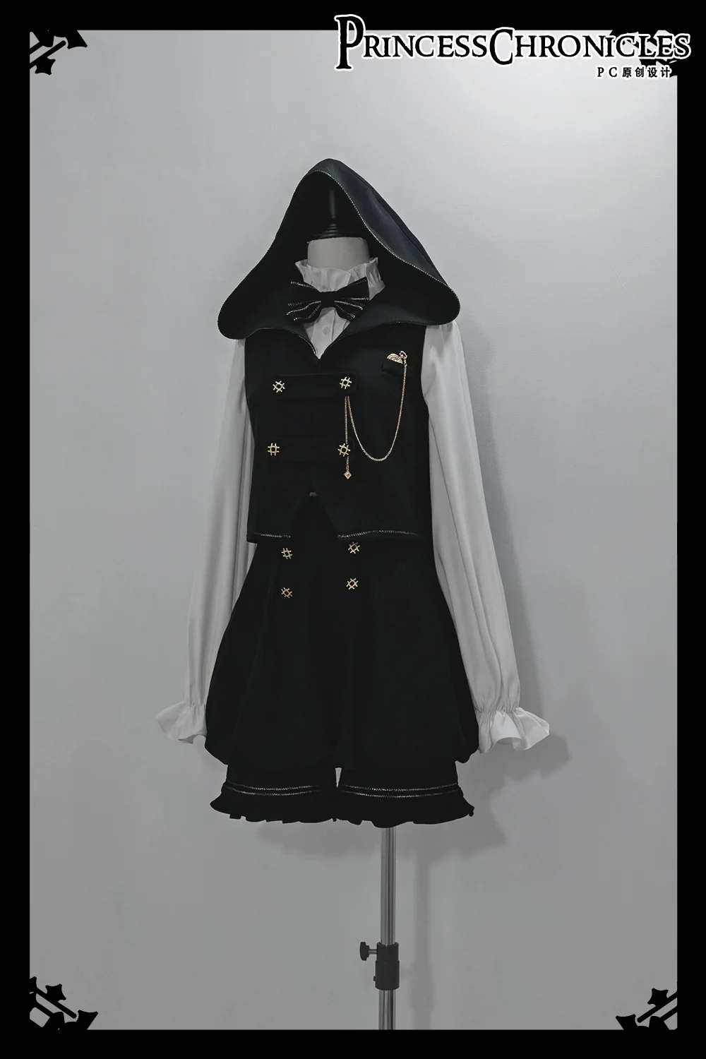 Desperate Bunny - Ouji Lolita Vest Shorts Set - Image 4