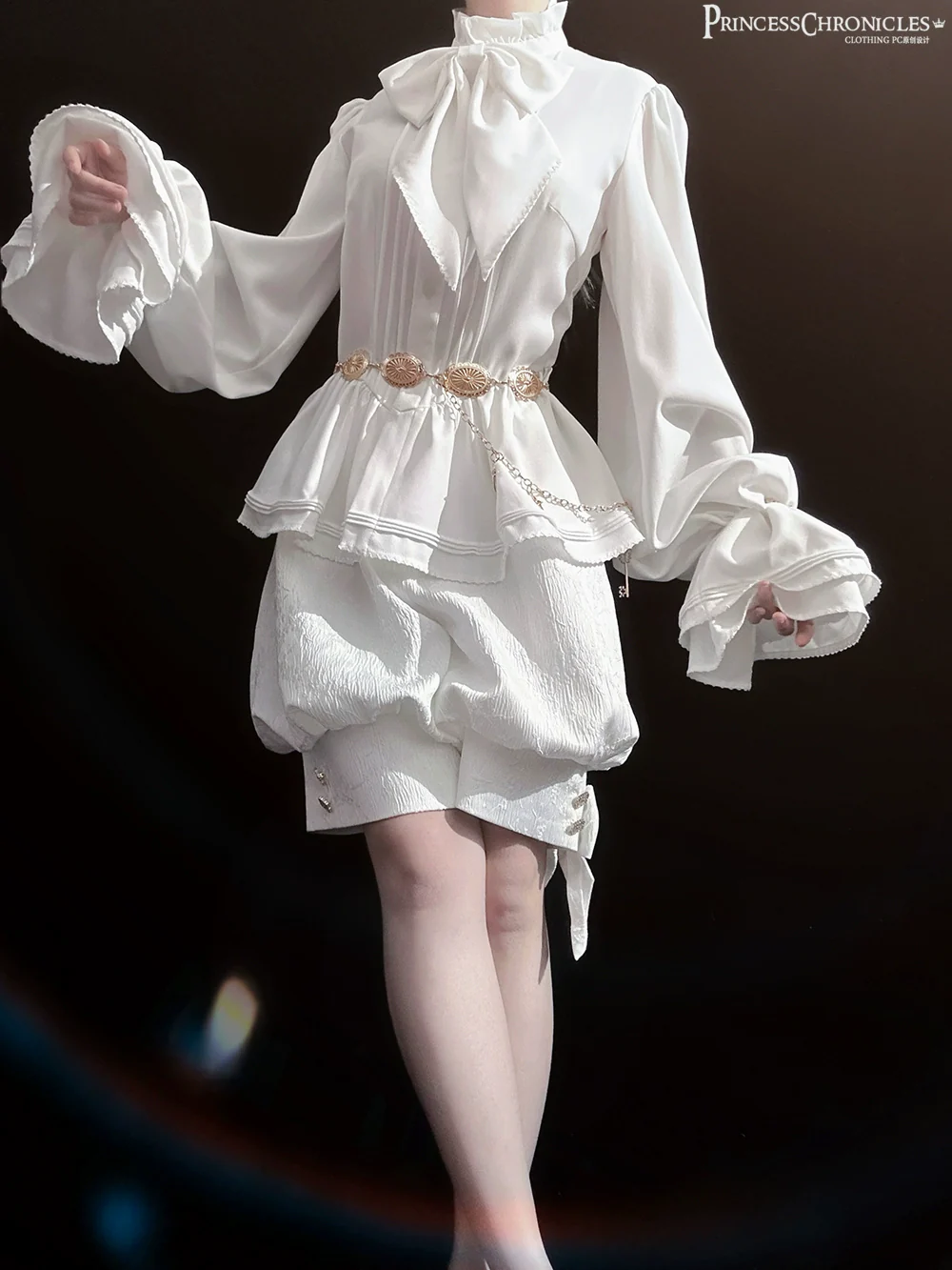 Rabbit Hunting White Moonlight - Retro Gothic Lolita Metal Waist Chain - Image 3