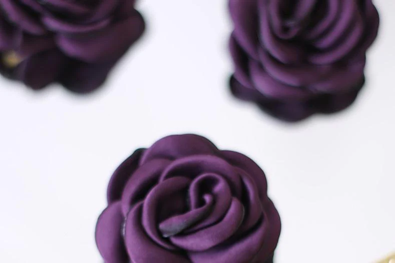 Xiaogui - Retro Lolita Brooch Rose Hairpins Flower Headdress - Image 16