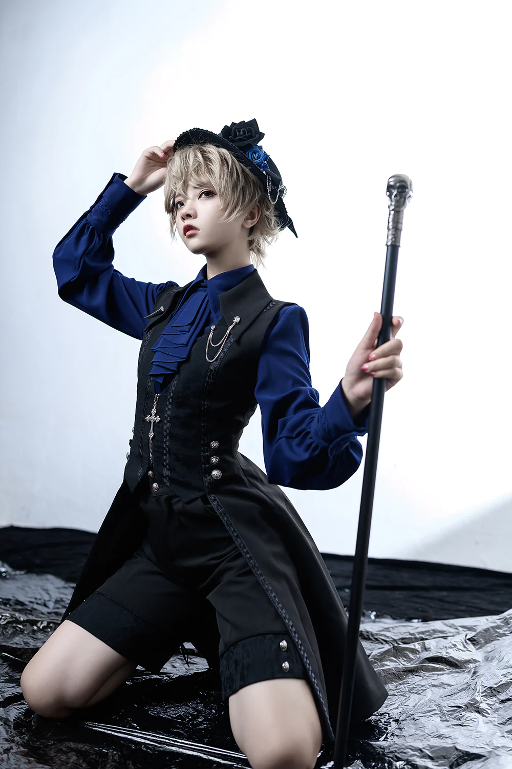 Black and Blue - Retro Ouji Lolita Shirt, Mutton Sleeves - Image 12