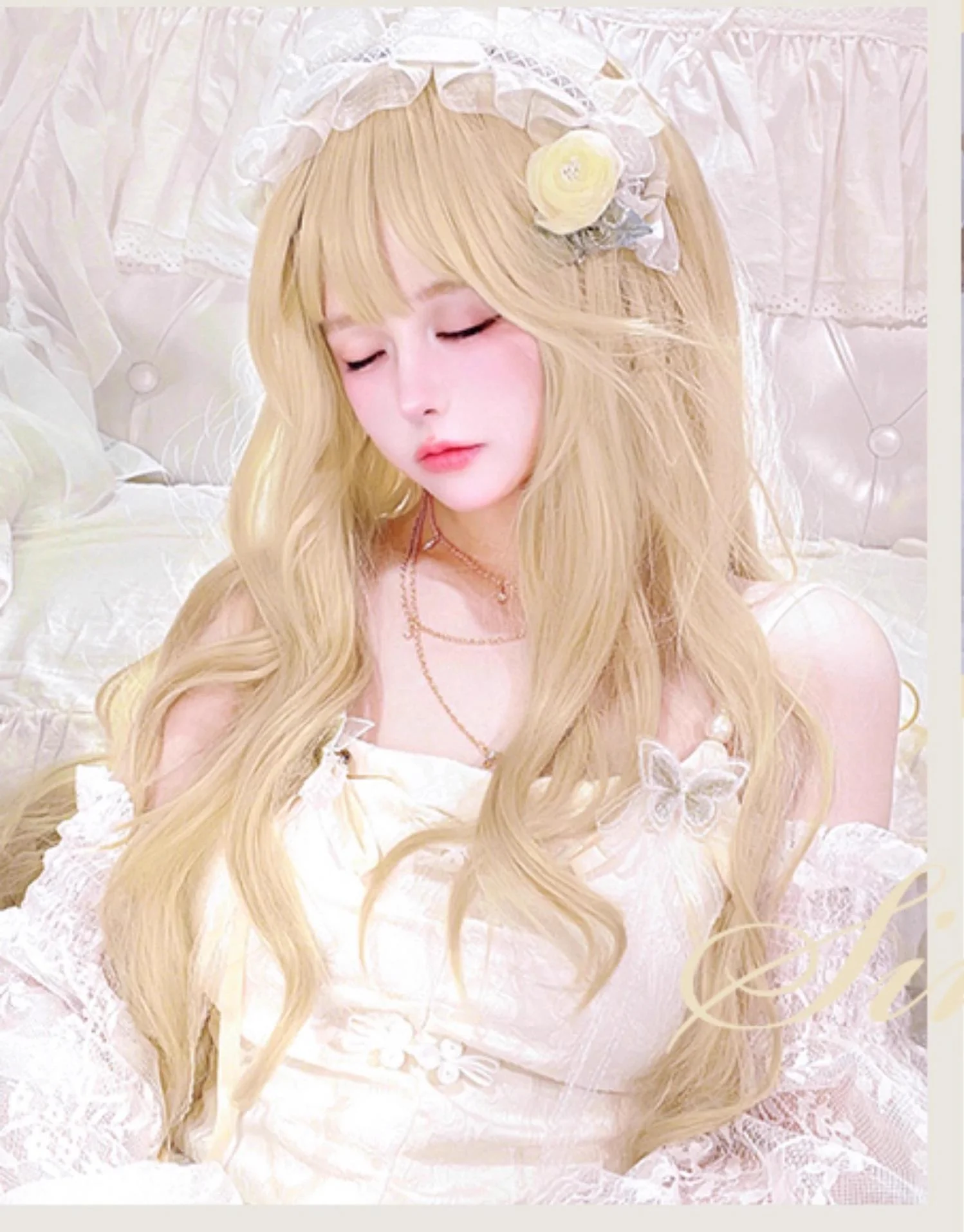 Sinwavy - Elegant Lolita Platinum Wig Long Curly Layered Wig - Image 10