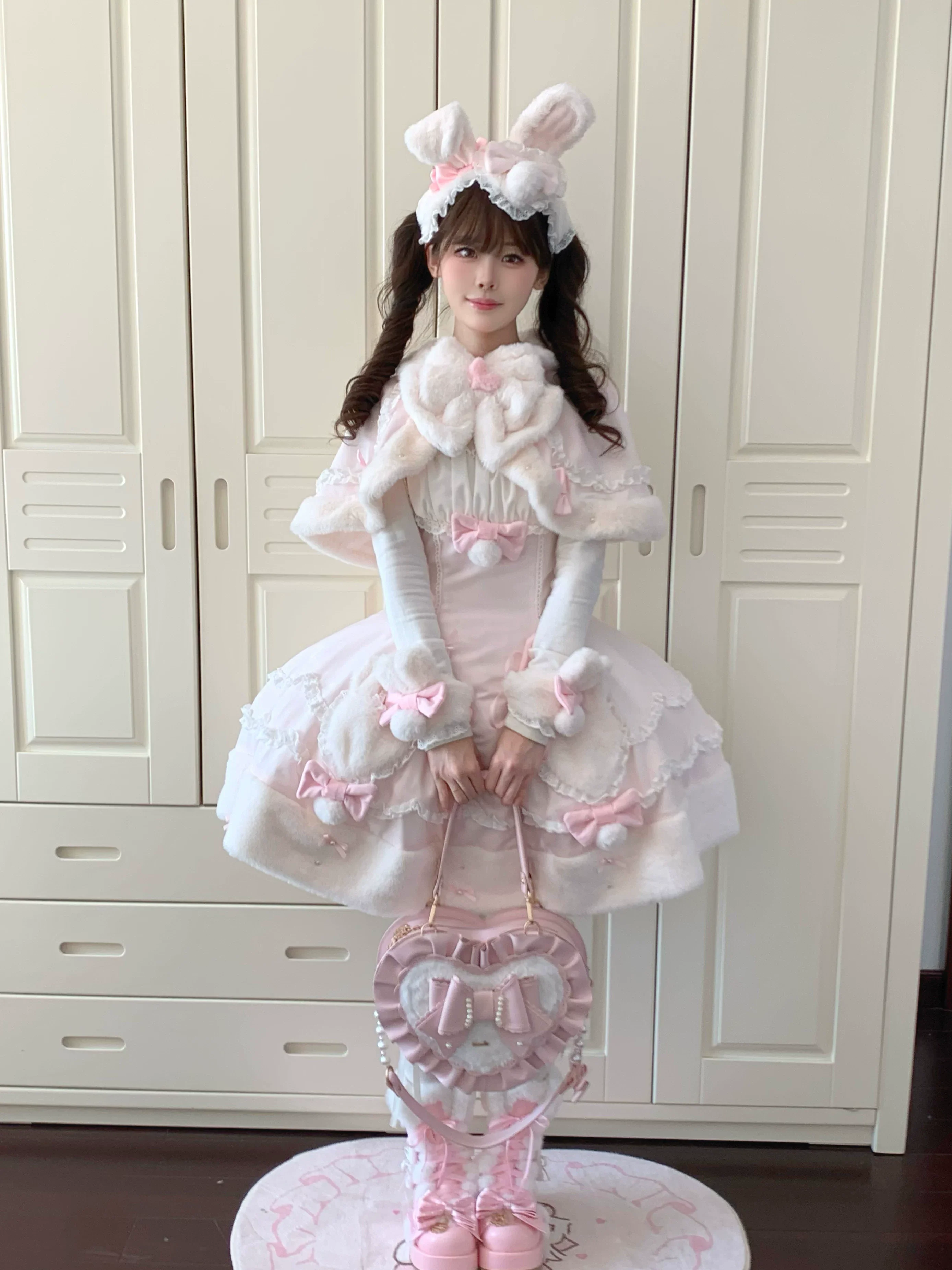Small Gift Box - Sweet Lolita Heart Handbag, Bow Accent - Image 11