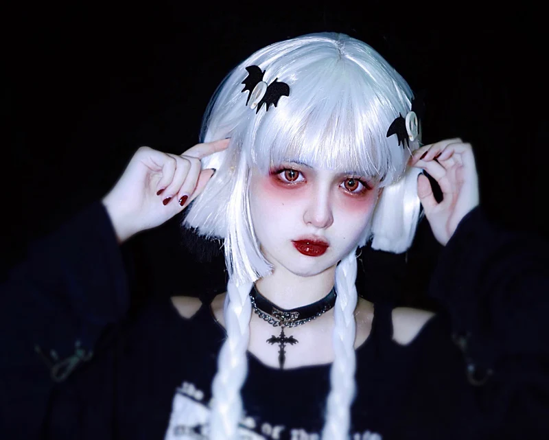 Strange Sugar - Gothic Headdress, Hallowen Skull Bat Hairclip - Image 15